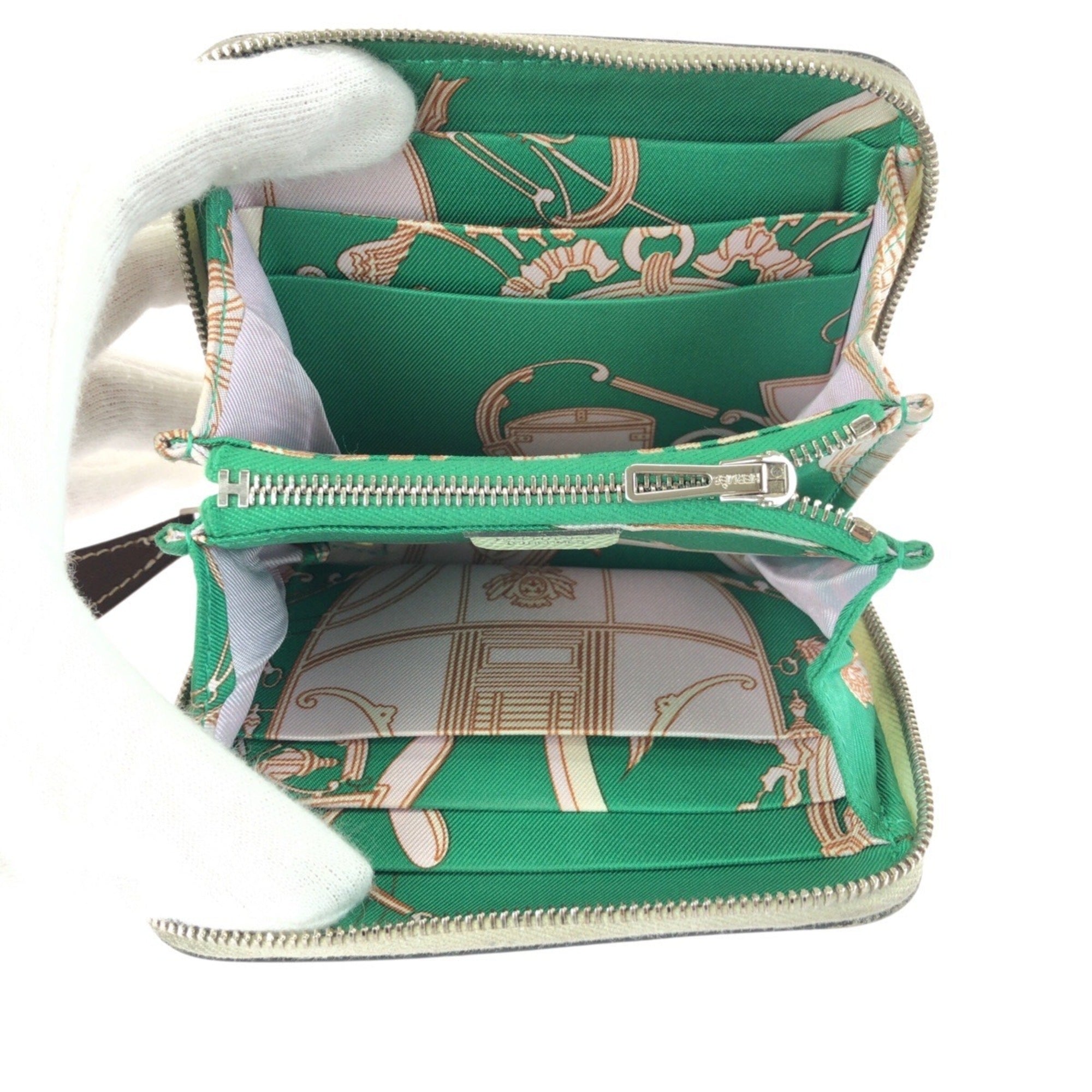 Hermes Light Green Epsom Leather Silk Coin Purse/Coin Case (Pre-Owned)