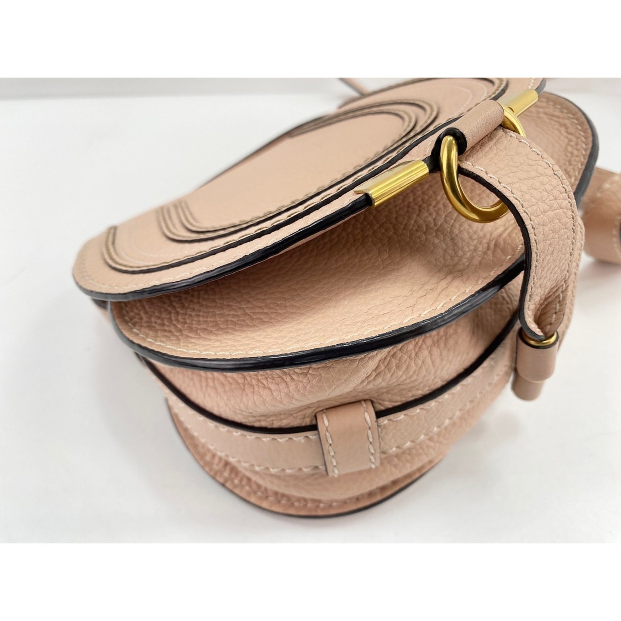 Chloé Pink Shoulder Bag (Pre-Owned)