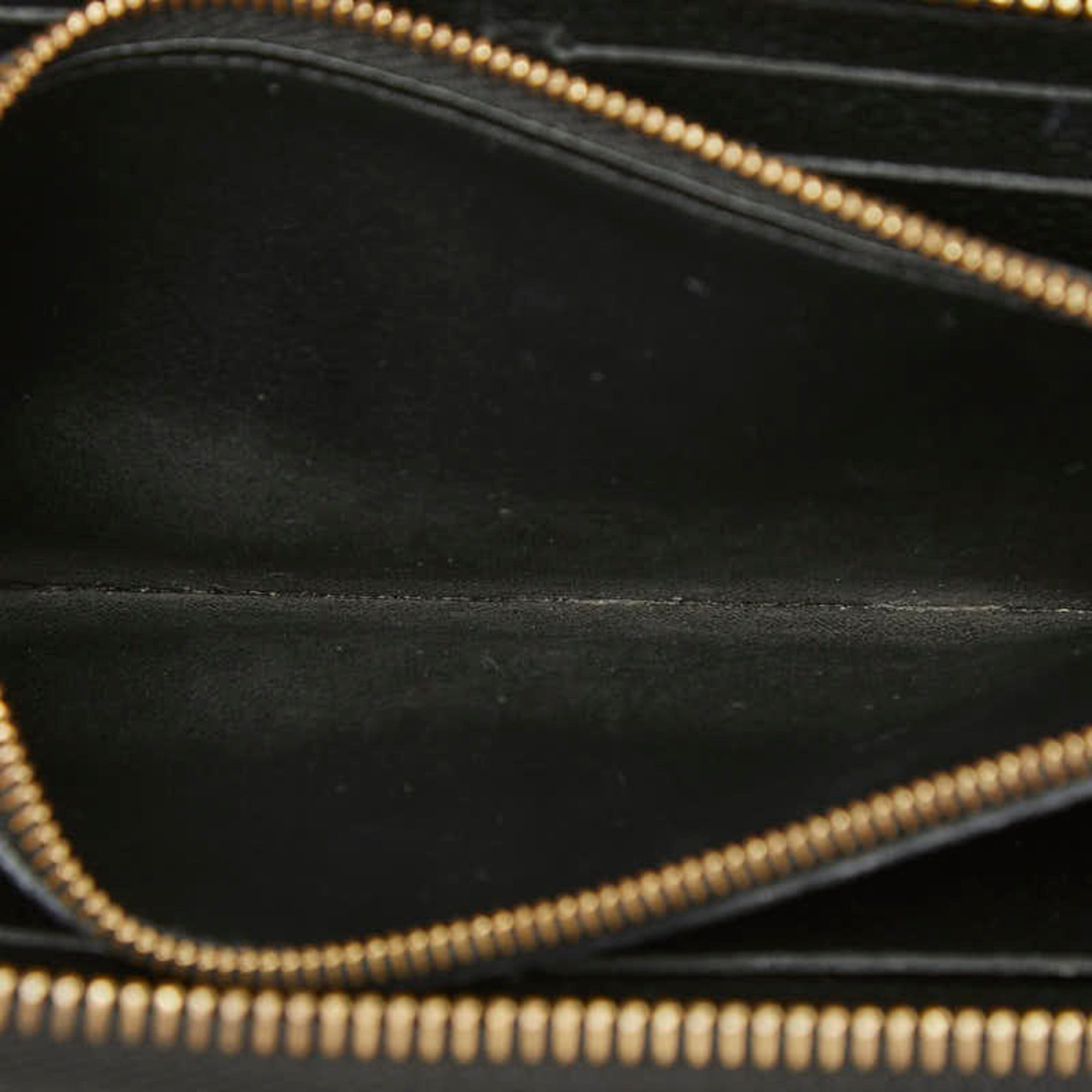 Louis Vuitton Black Leather Long Wallet (Bi-Fold) (Pre-Owned)