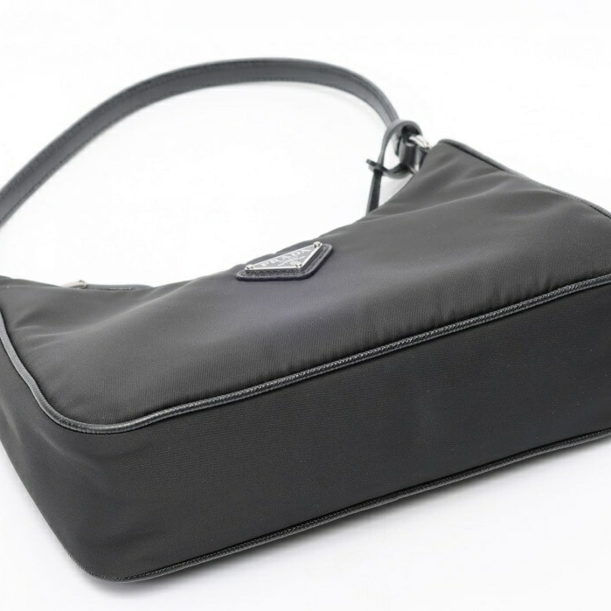 Prada Black Nylon Shoulder Bag (Pre-Owned)