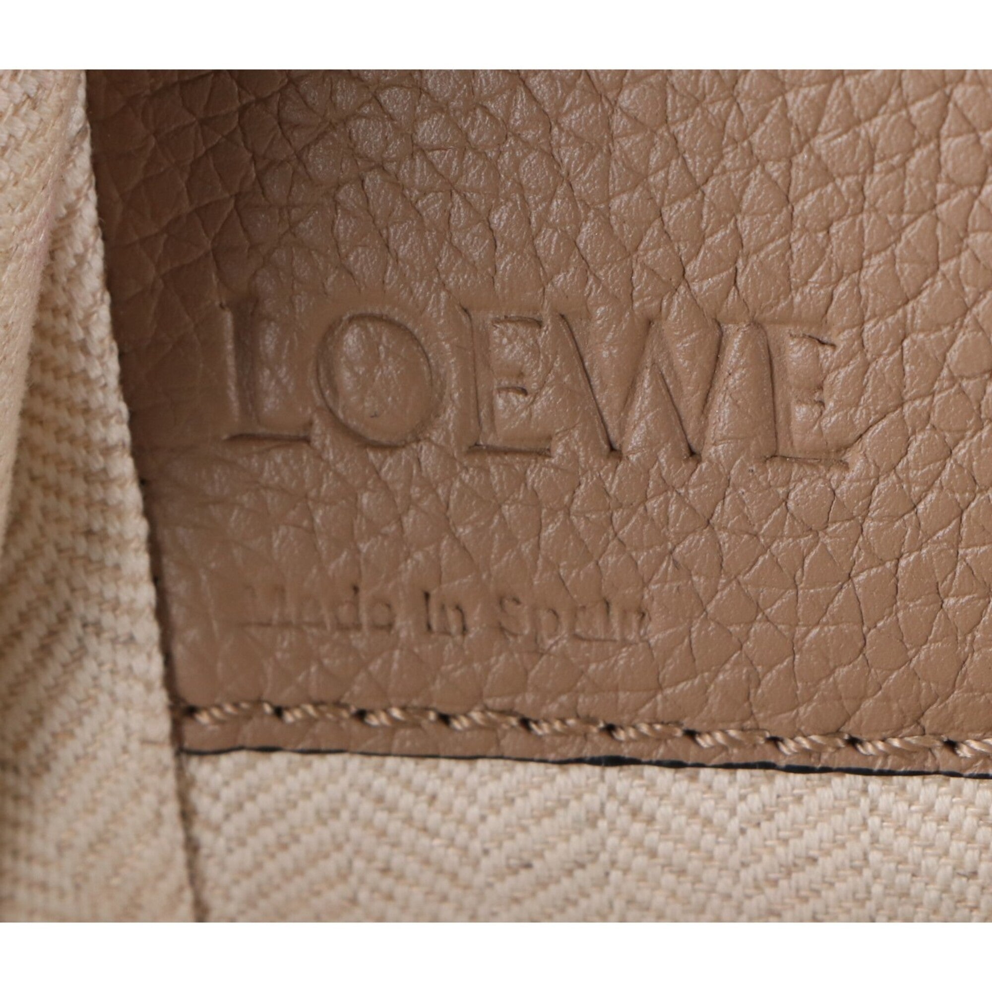 Loewe Gold Leather Handbag Shoulder Bag (Pre-Owned)