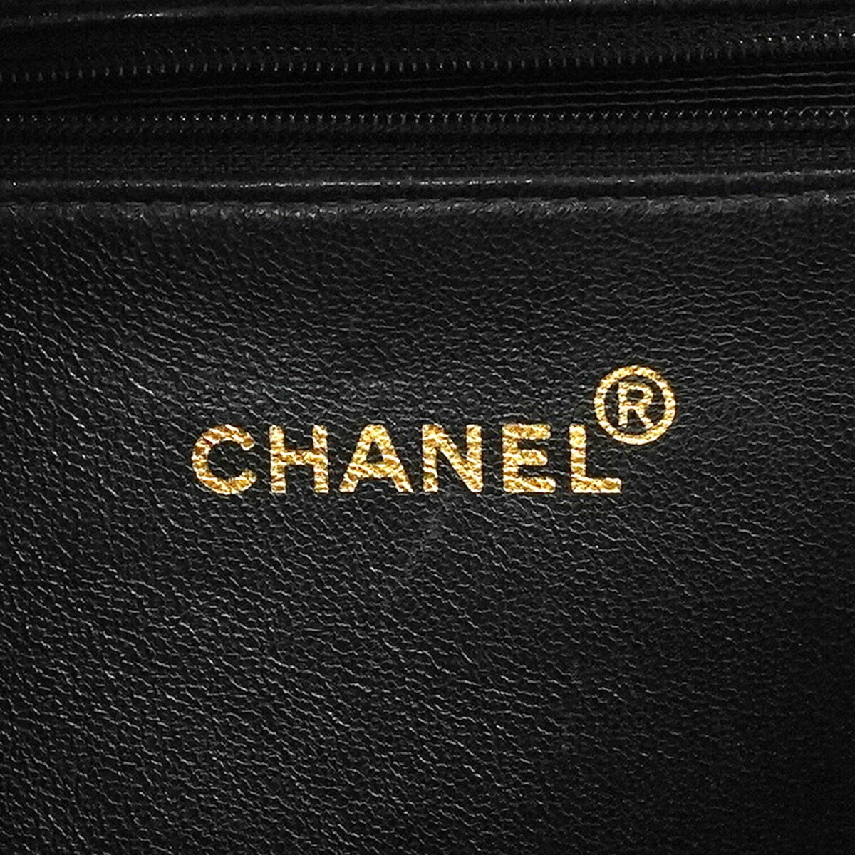 Chanel Black Grained Calfskin Tote Bag (Pre-Owned)
