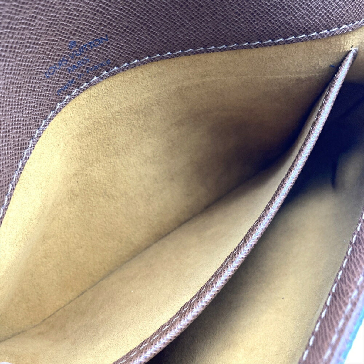 Louis Vuitton Brown Monogram Monogram Shoulder Bag (Pre-Owned)