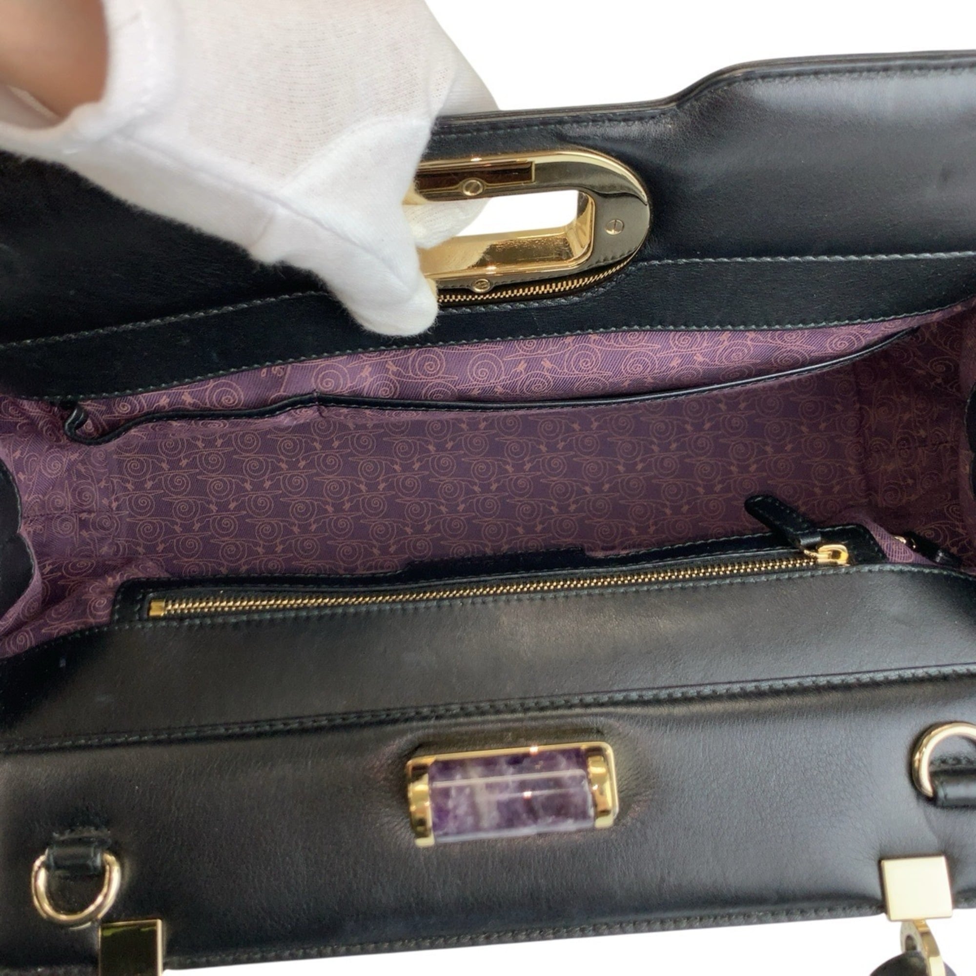 Bvlgari Black Leather Handbag (Pre-Owned)
