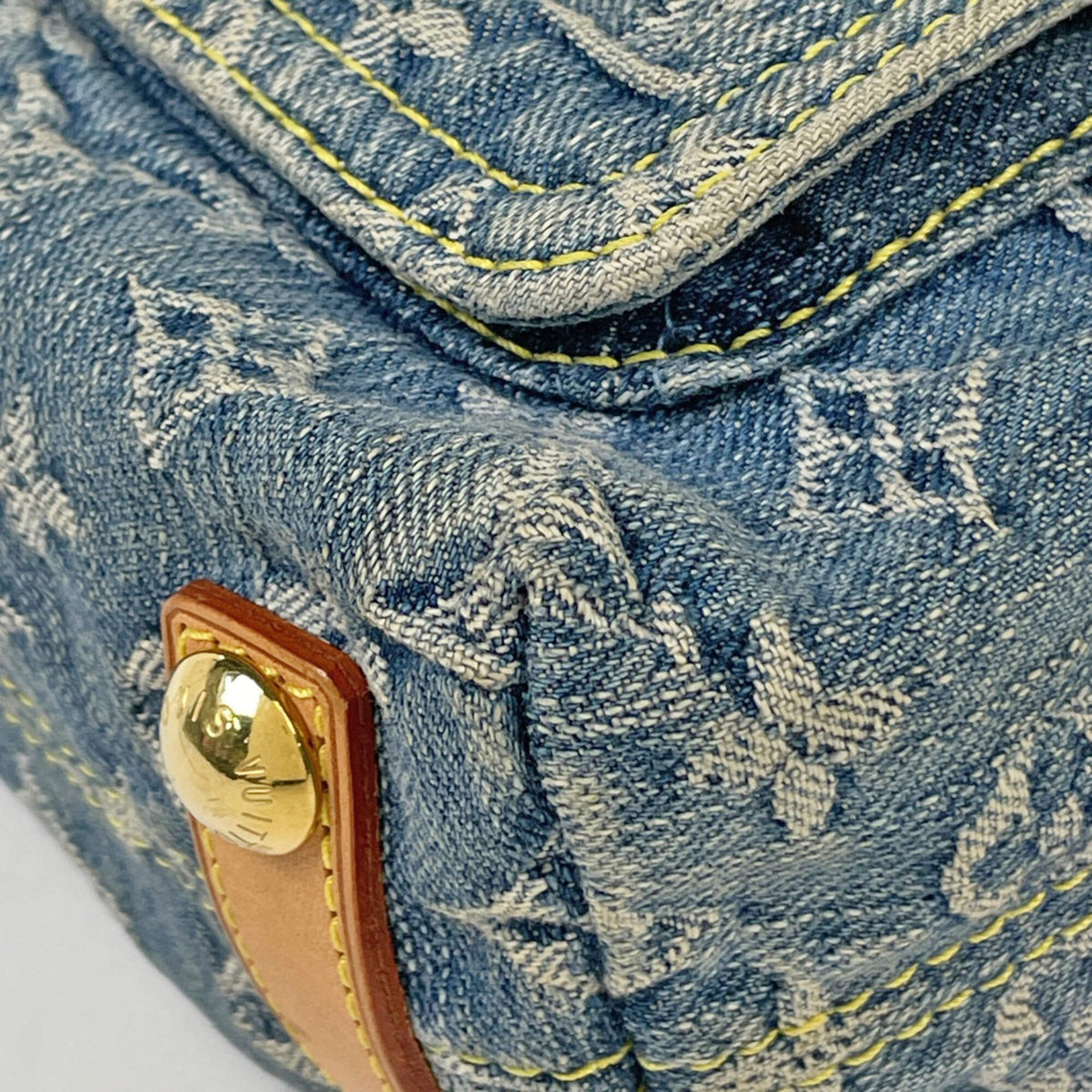 Louis Vuitton Blue Monogram Denim Handbag Shoulder Bag (Pre-Owned)
