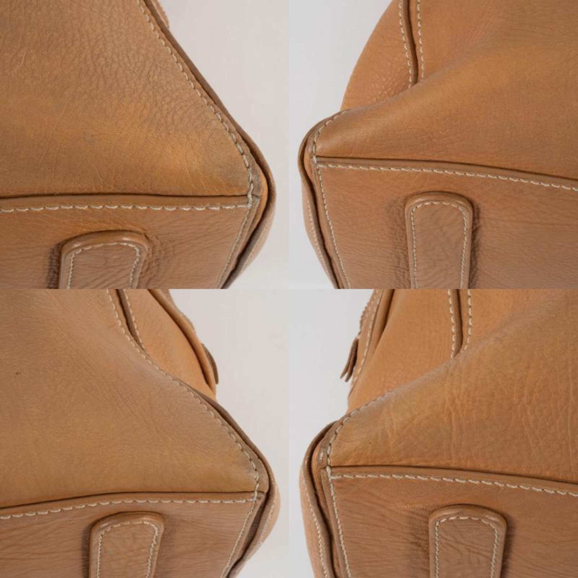 Celine Beige Leather Shoulder Bag (Pre-Owned)