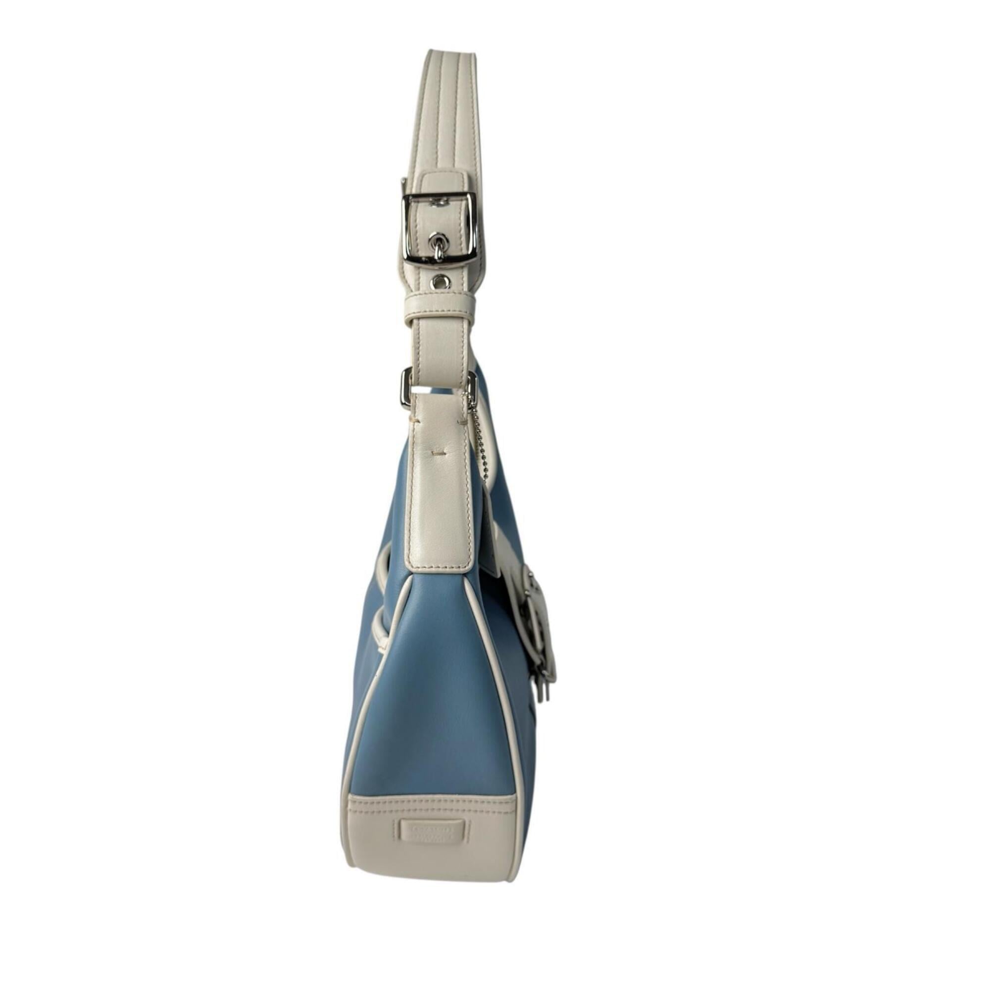 Coach Light Blue Leather Shoulder Bag (Pre-Owned)