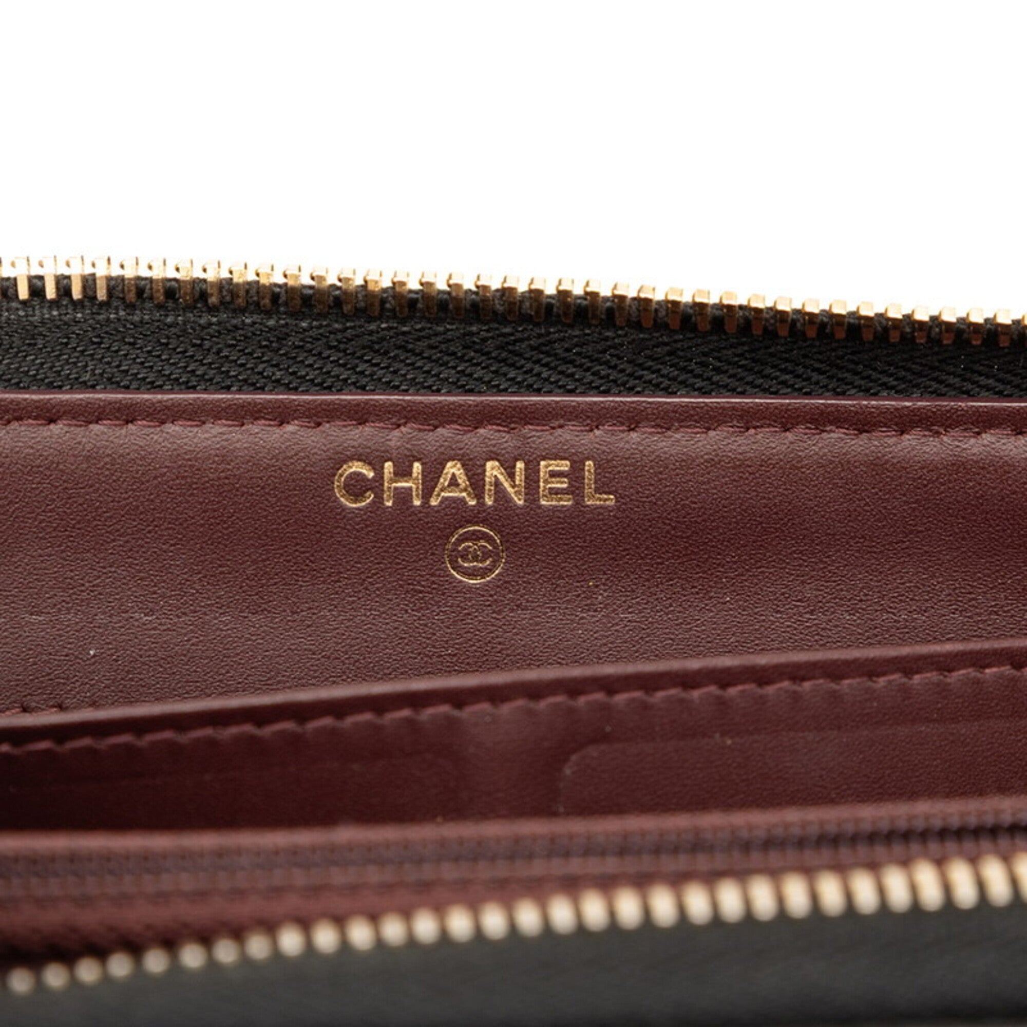 Chanel Matelasse Black Grained Calfskin Long Wallet (Bi-Fold) (Pre-Owned)