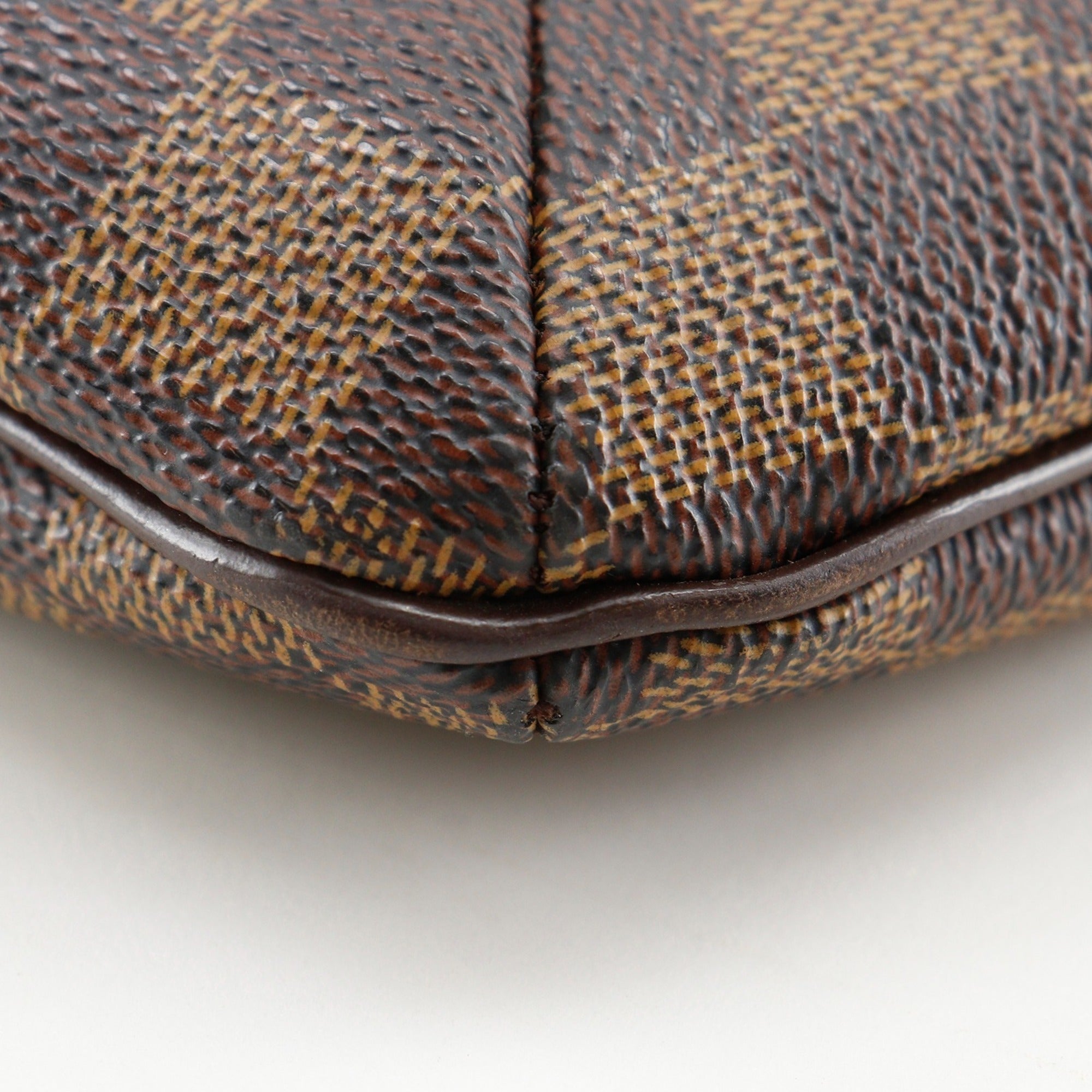 Louis Vuitton Brown Damier Canvas Shoulder Bag (Pre-Owned)