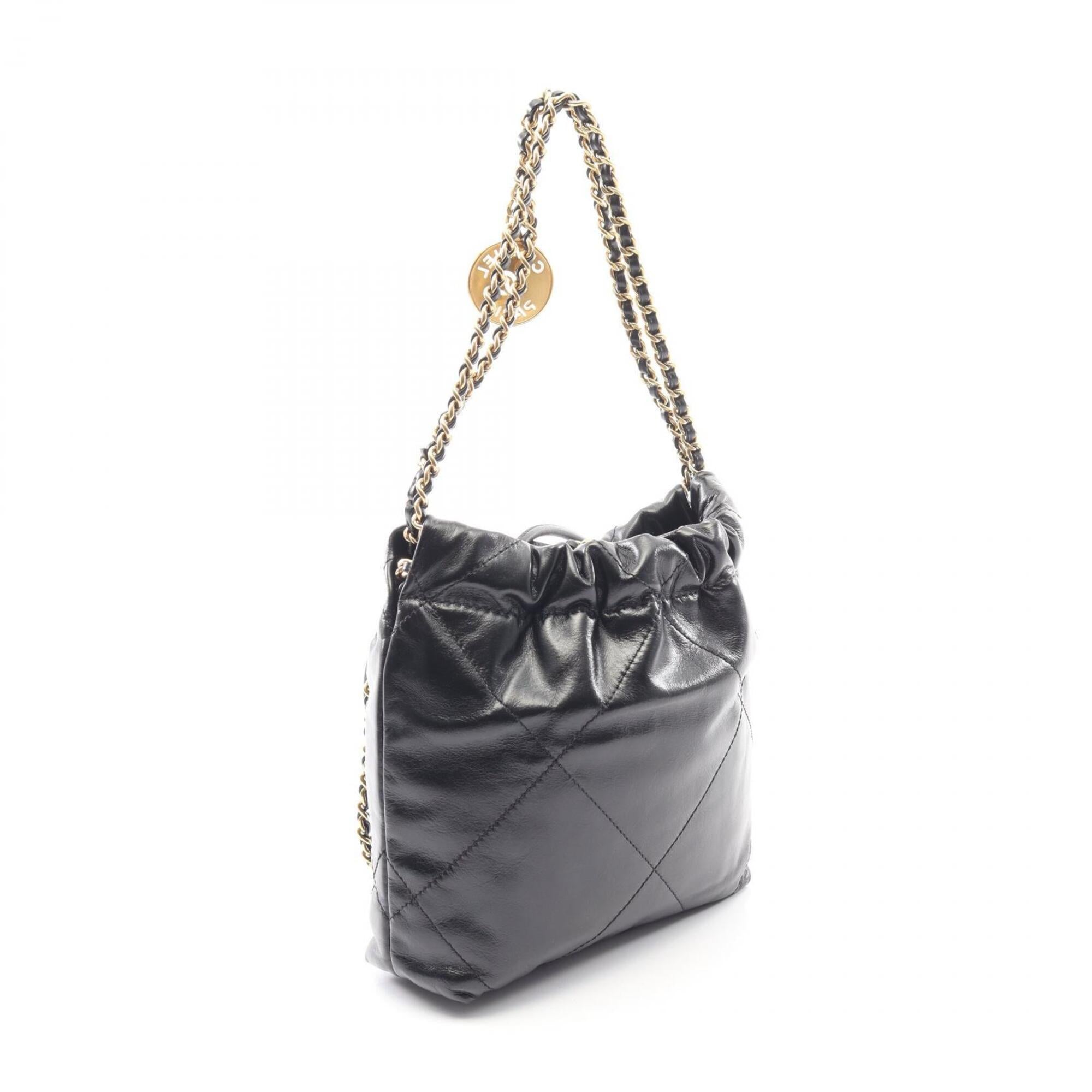 Chanel Black Leather Handbag Shoulder Bag (Pre-Owned)