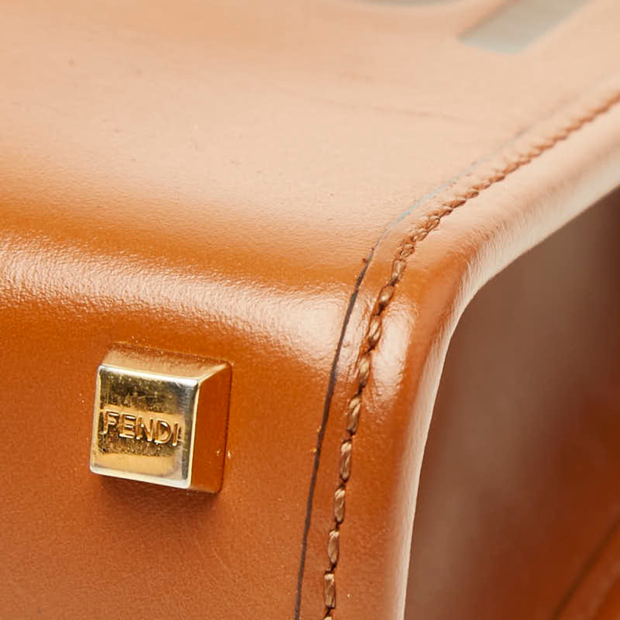 Fendi Brown Leather Handbag Shoulder Bag (Pre-Owned)
