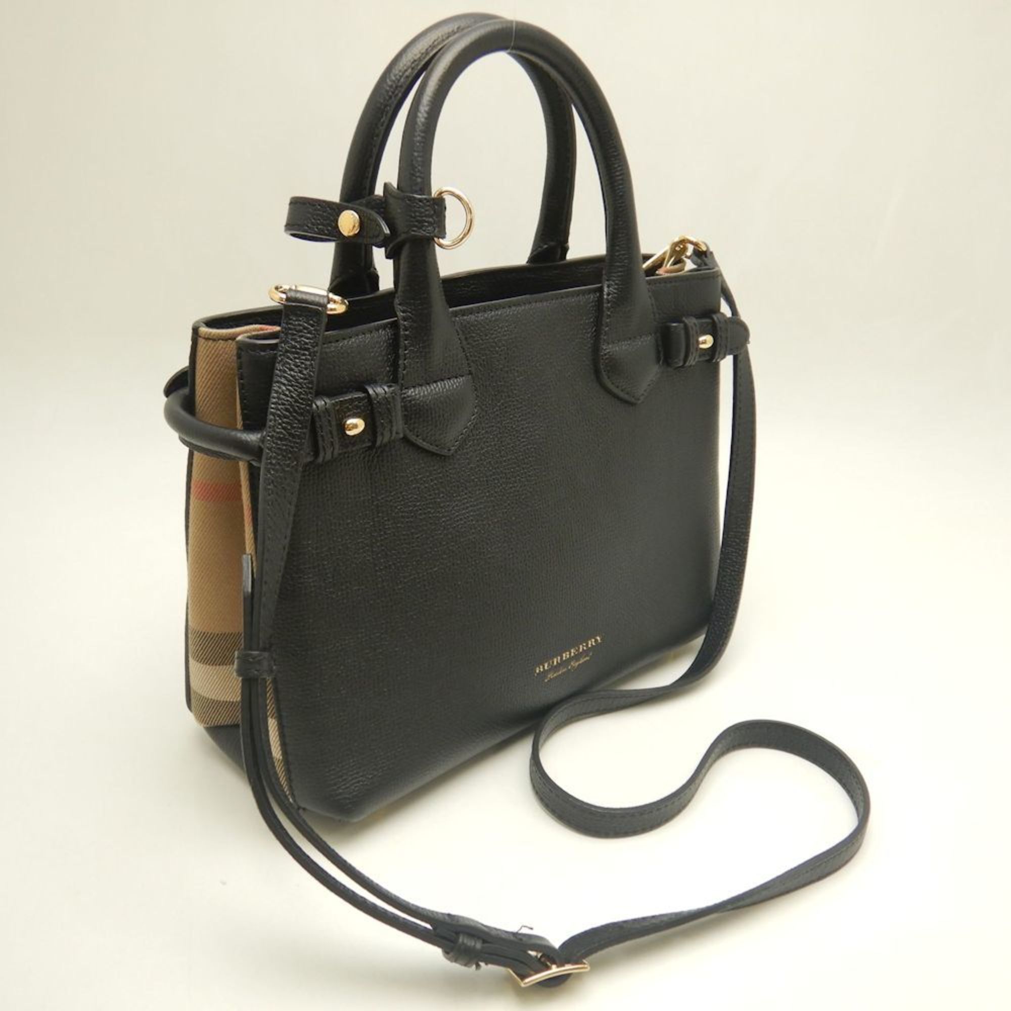Burberry Black Leather Canvas Handbag (Pre-Owned)