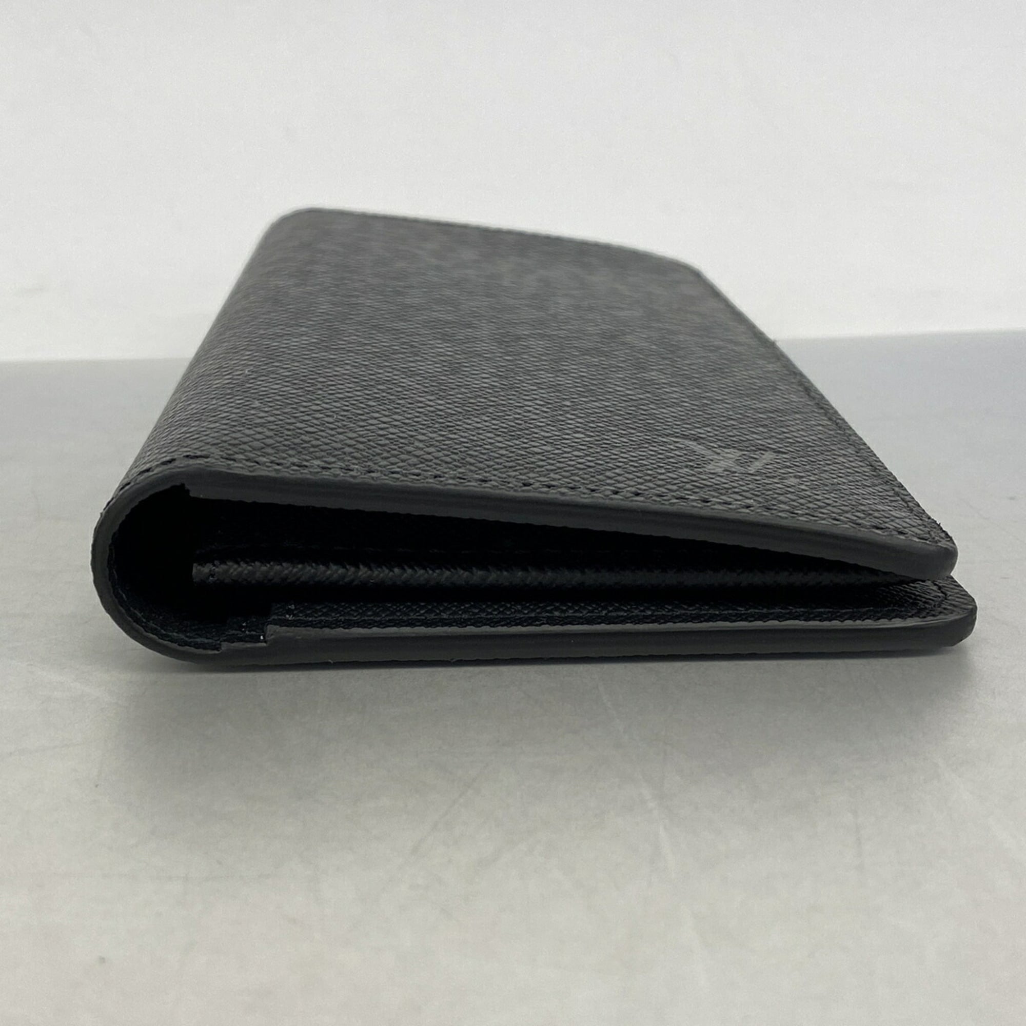 Louis Vuitton Noir Long Wallet (Bi-Fold) (Pre-Owned)