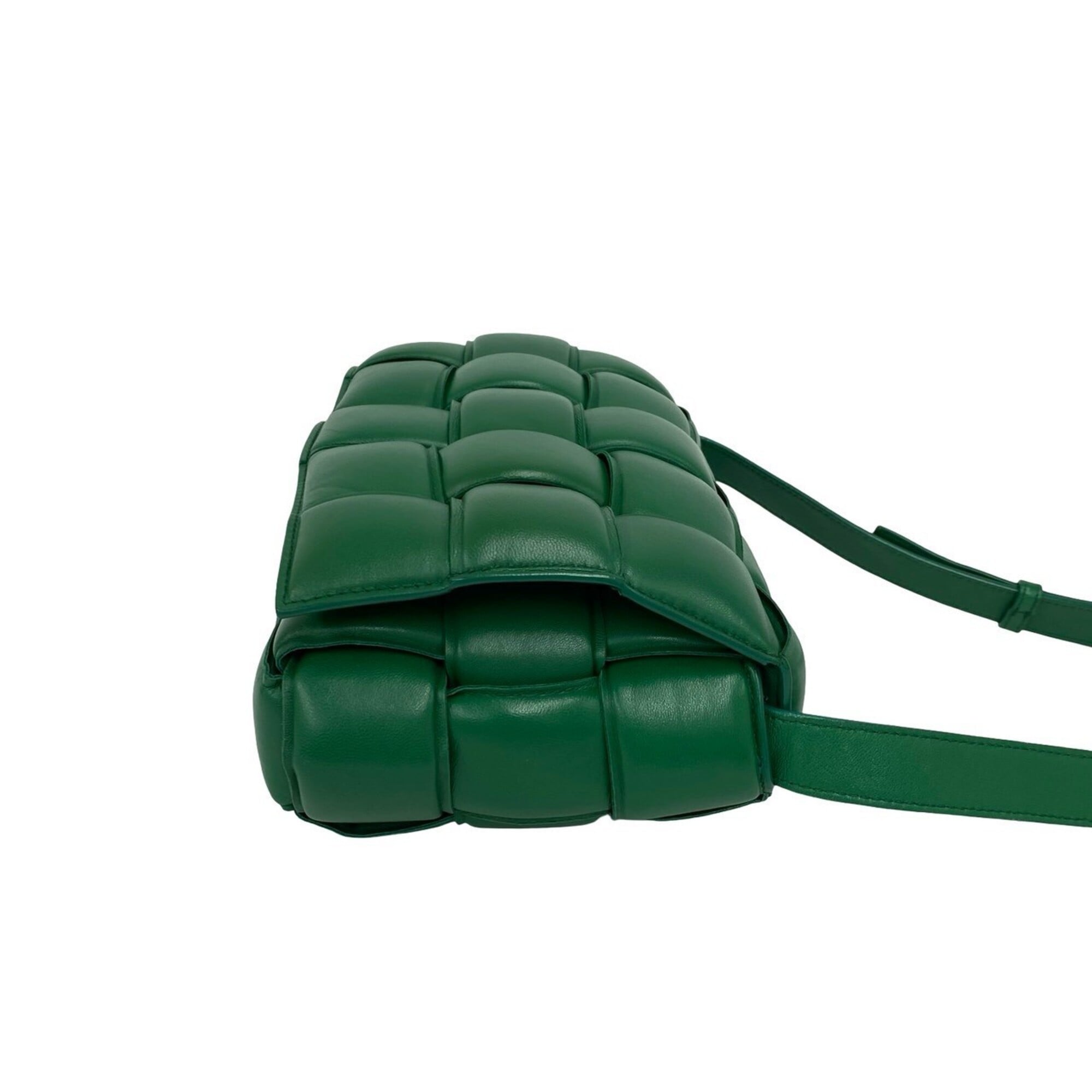 Bottega Veneta Green Leather Pochette Shoulder Bag (Pre-Owned)