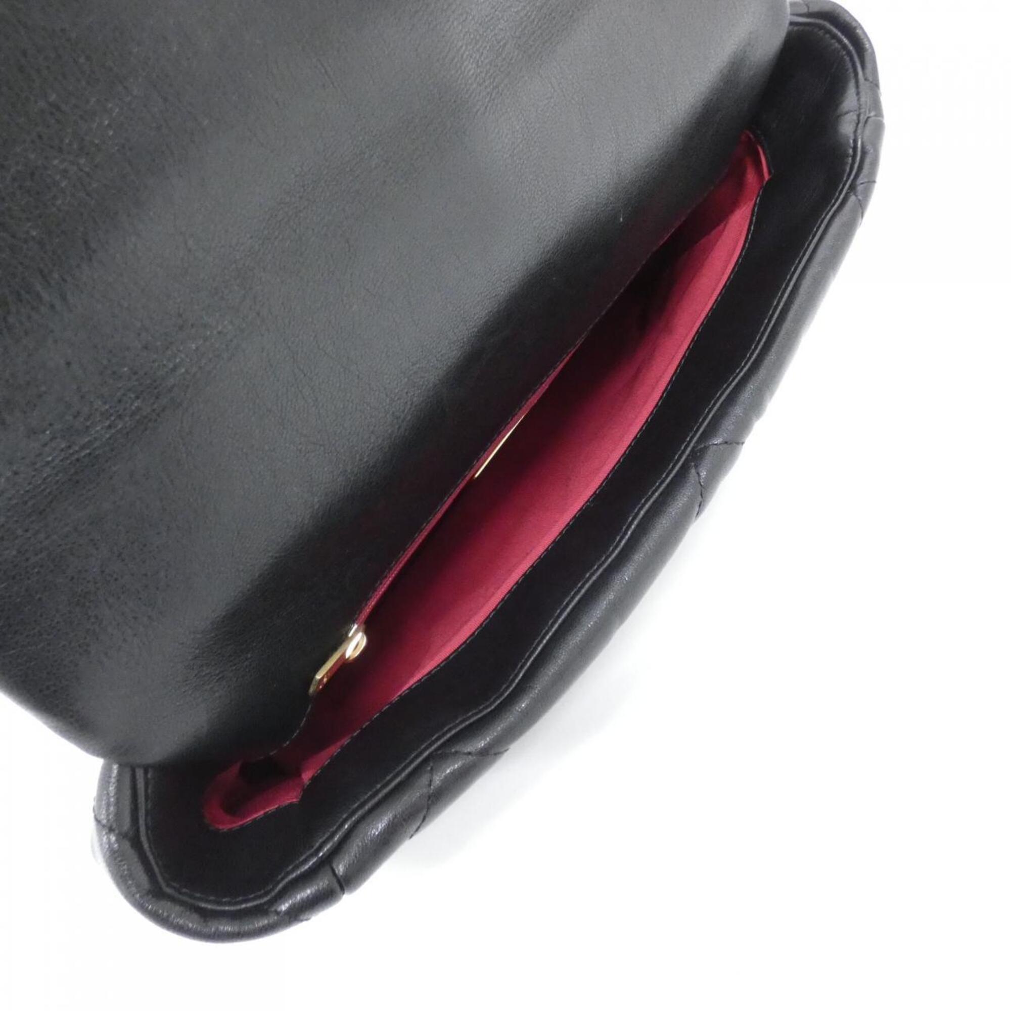 Chanel Black Leather Shoulder Bag (Pre-Owned)
