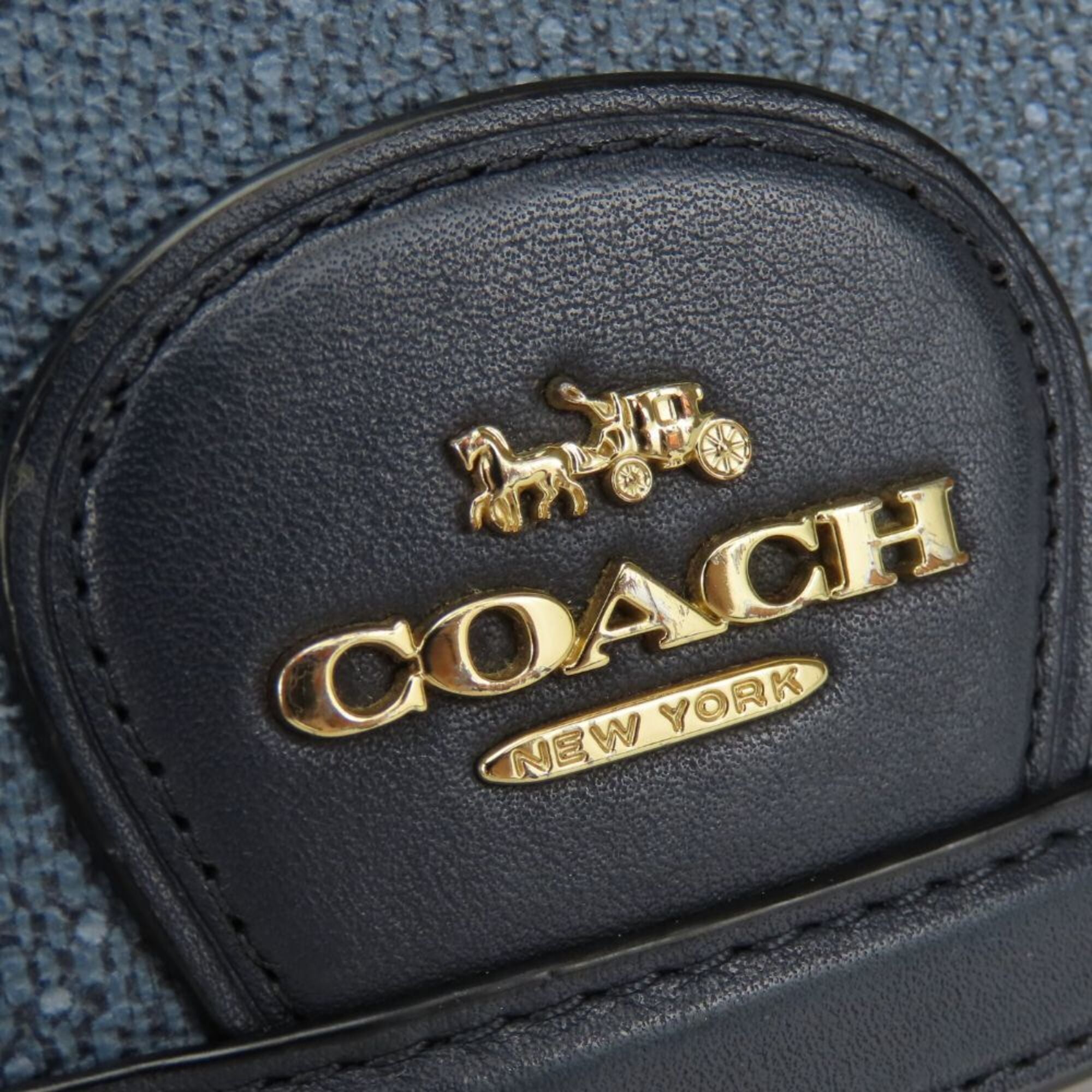 Coach Blue Navy Shoulder Bag (Pre-Owned)