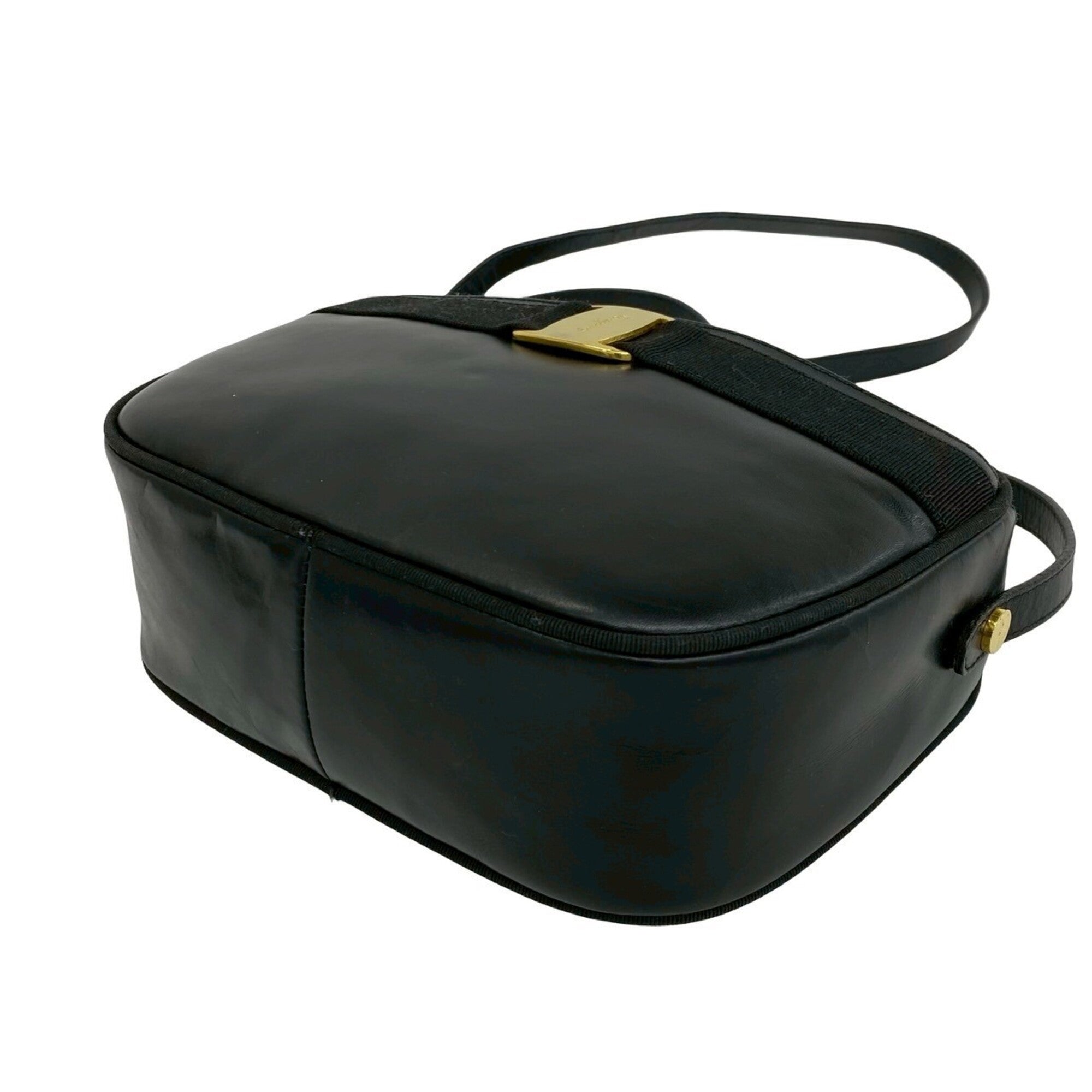 Salvatore Ferragamo Black Leather Shoulder Bag (Pre-Owned)