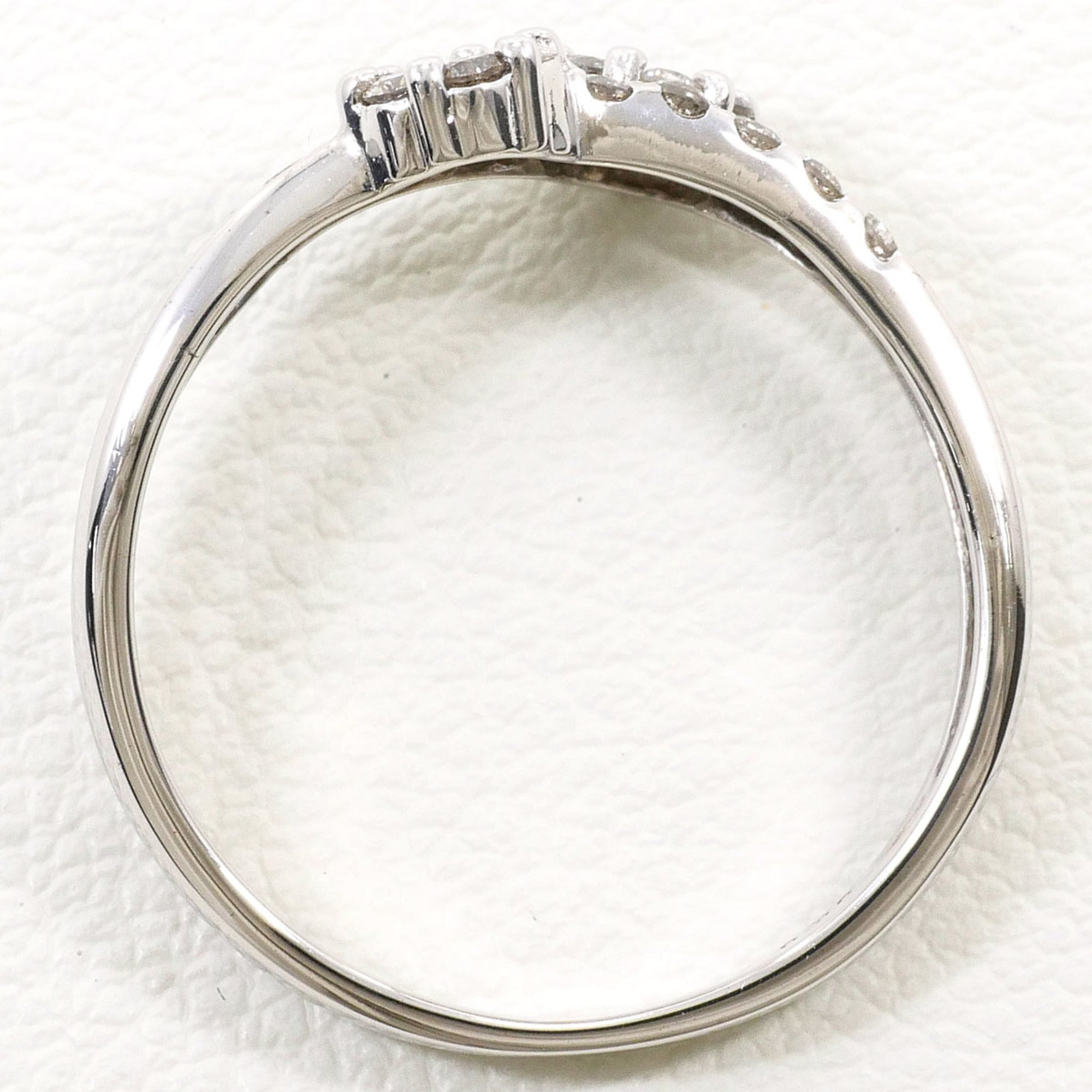 Unbranded White Gold White Gold (10K) Band Ring (Pre-Owned)