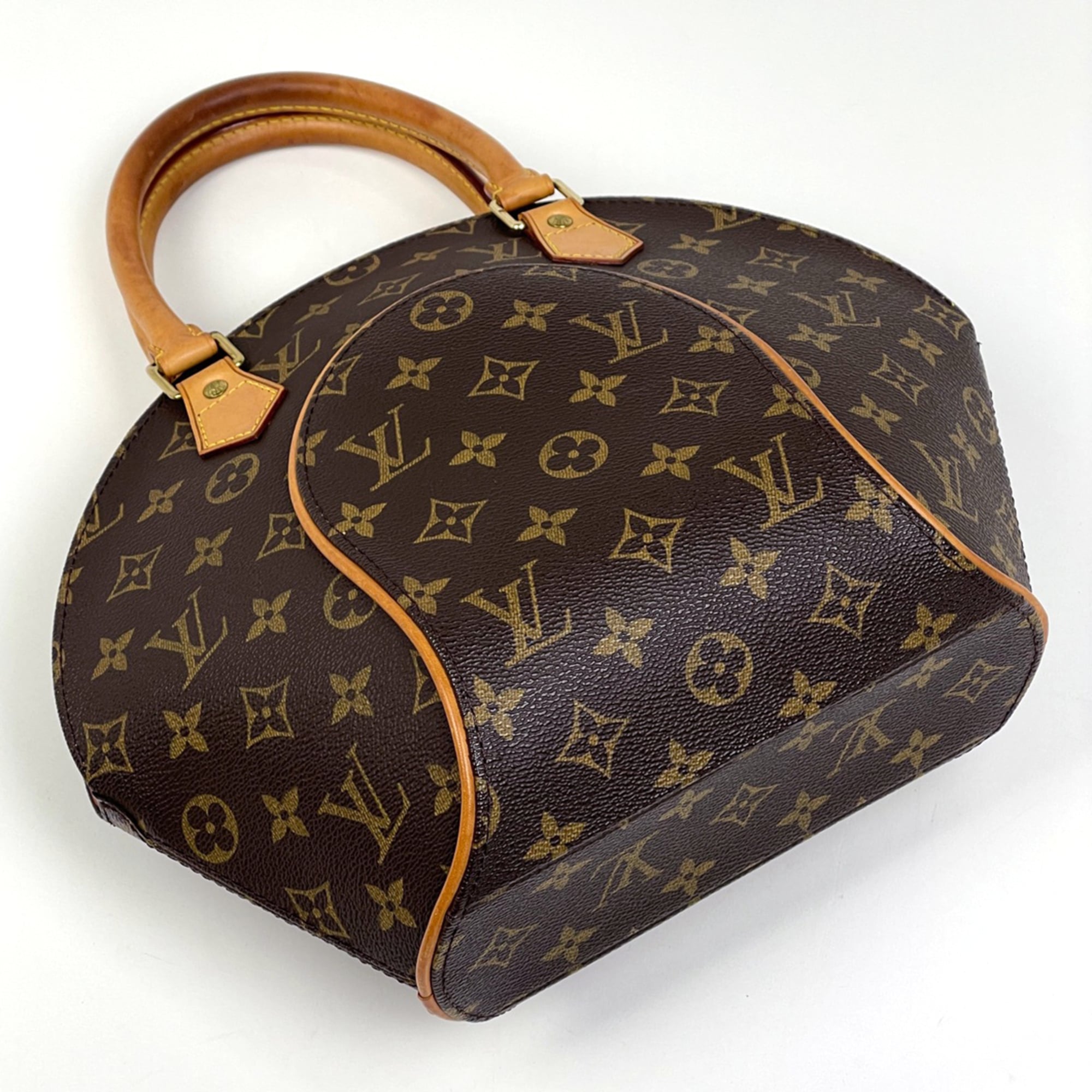 Louis Vuitton Brown Monogram Monogram Handbag (Pre-Owned)