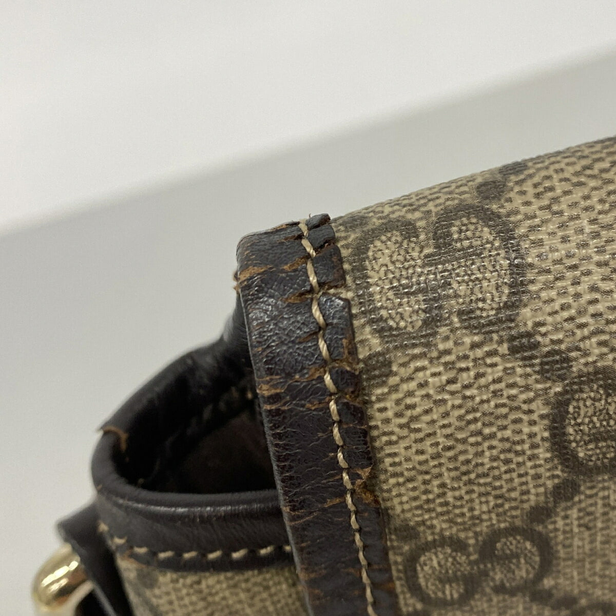 Gucci Brown Pvc Shoulder Bag (Pre-Owned)