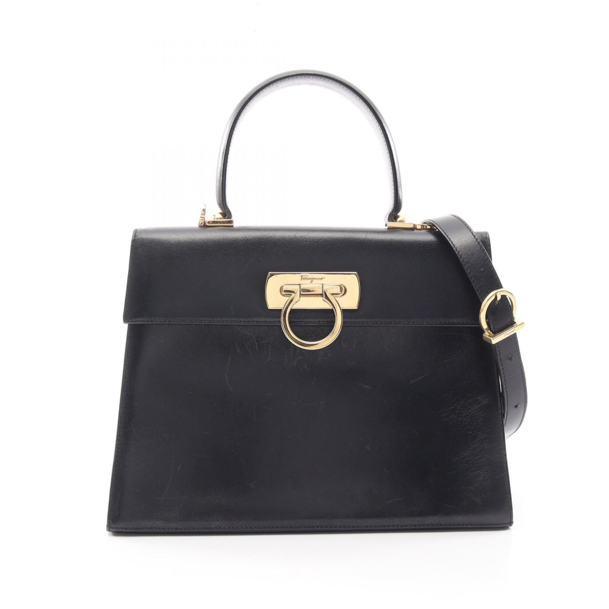 Salvatore Ferragamo Navy Leather Handbag (Pre-Owned)