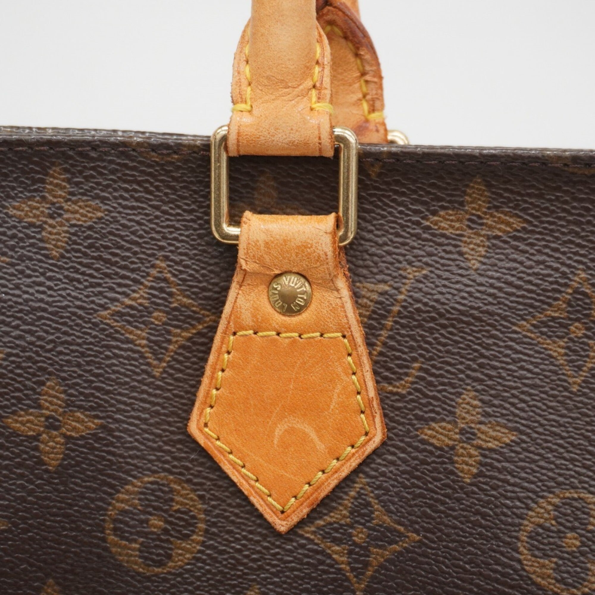 Louis Vuitton Brown Tote Bag (Pre-Owned)