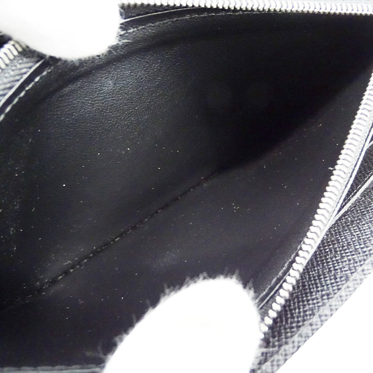 Louis Vuitton Black Multi-Color Noir Epi Leather Long Wallet (Bi-Fold) (Pre-Owned)