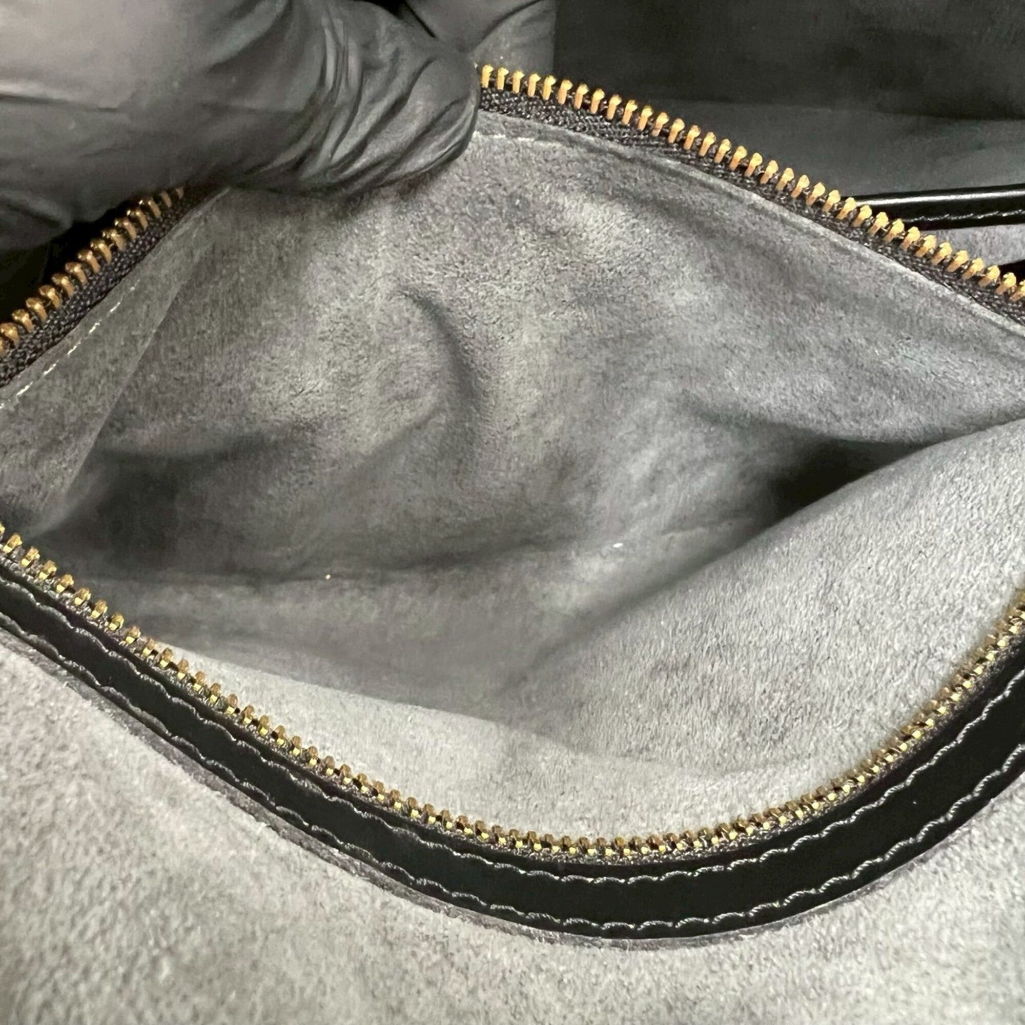 Louis Vuitton Black Leather Tote Bag (Pre-Owned)