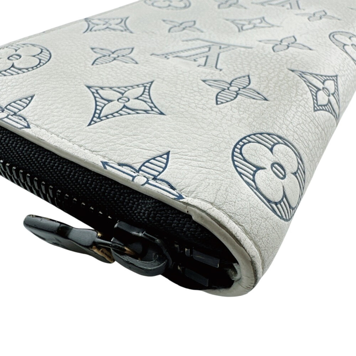 Louis Vuitton Monogram Shadow White Leather Long Wallet (Bi-Fold) (Pre-Owned)