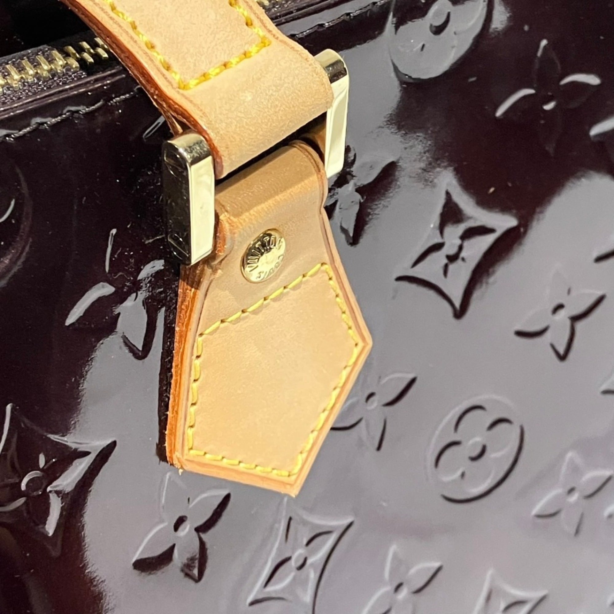 Louis Vuitton Monogram Vernis Amarante Patent Leather Handbag (Pre-Owned)