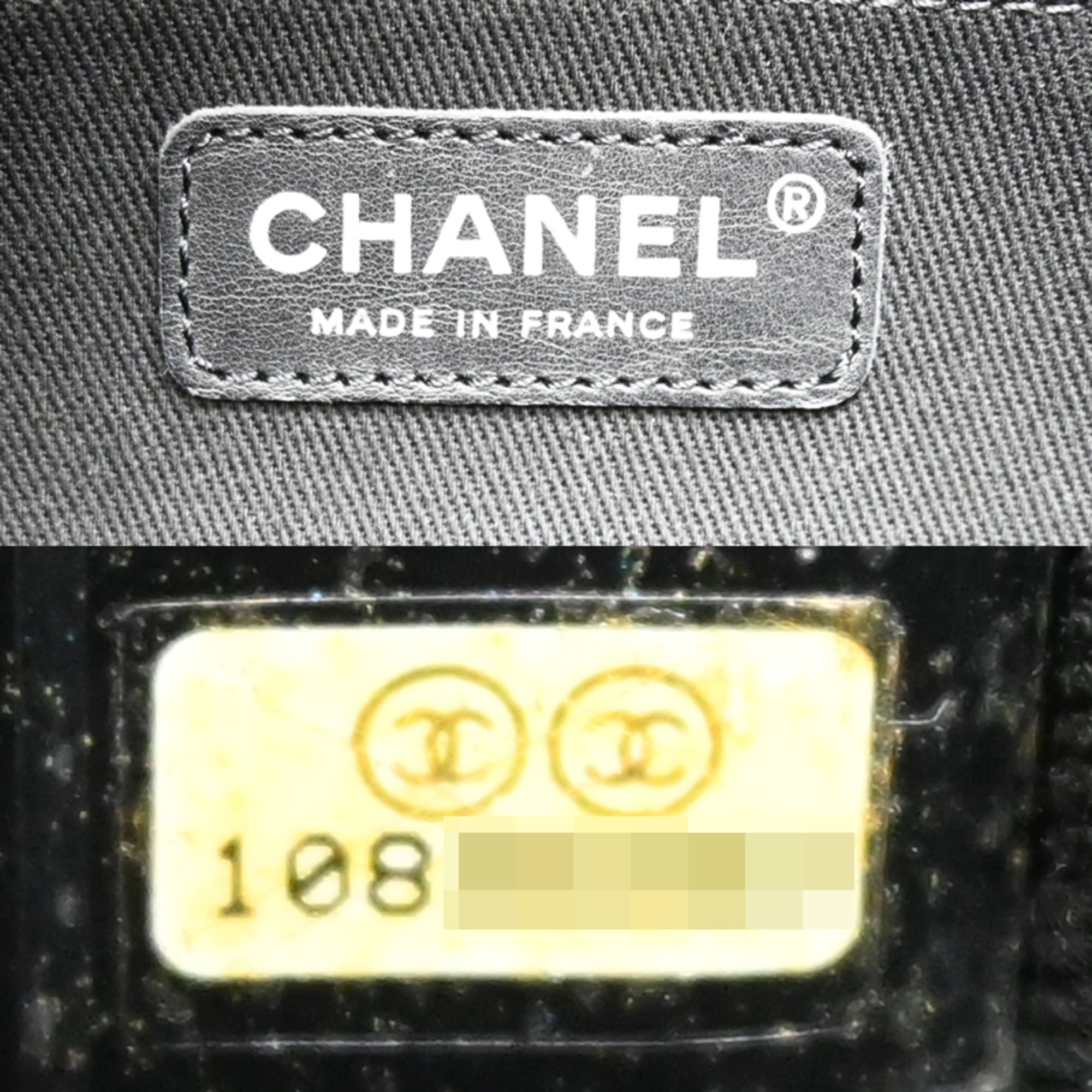 Chanel Black Leather Shoulder Bag (Pre-Owned)