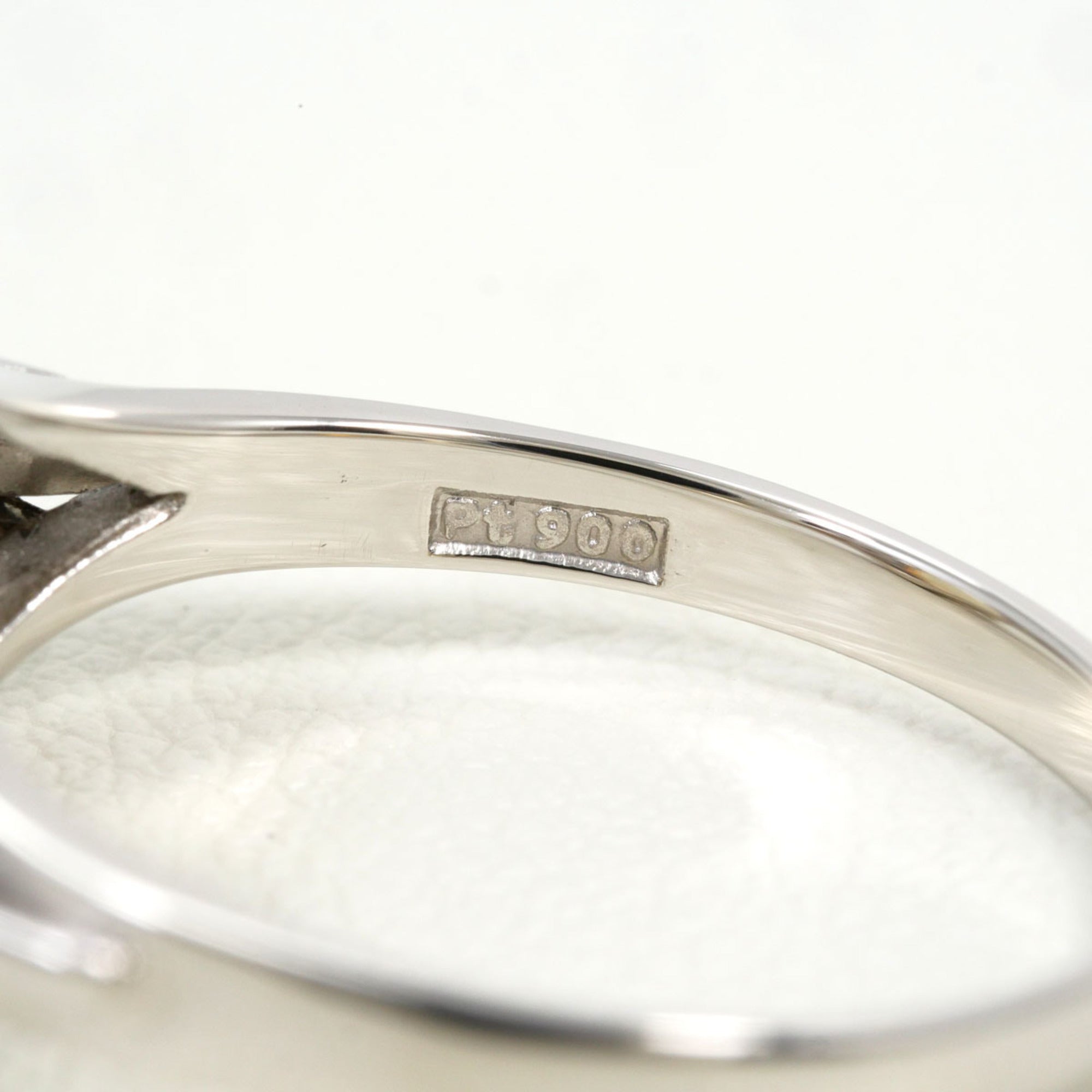 Unbranded Platinum Platinum 900 Band Ring (Pre-Owned)