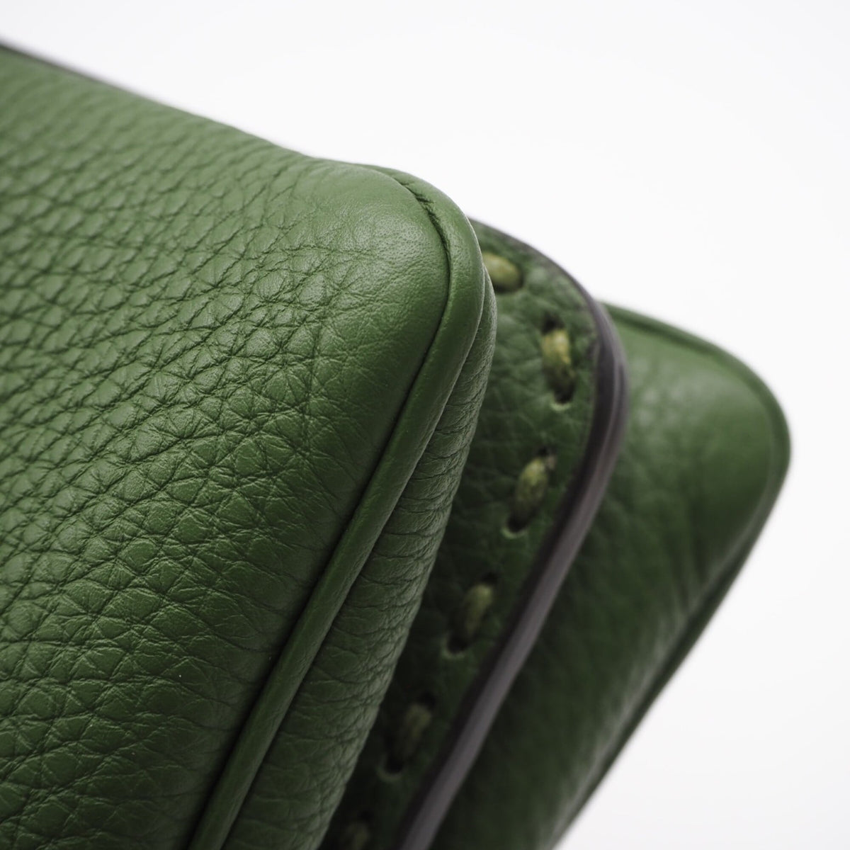 Fendi Selleria Green Leather Handbag (Pre-Owned)