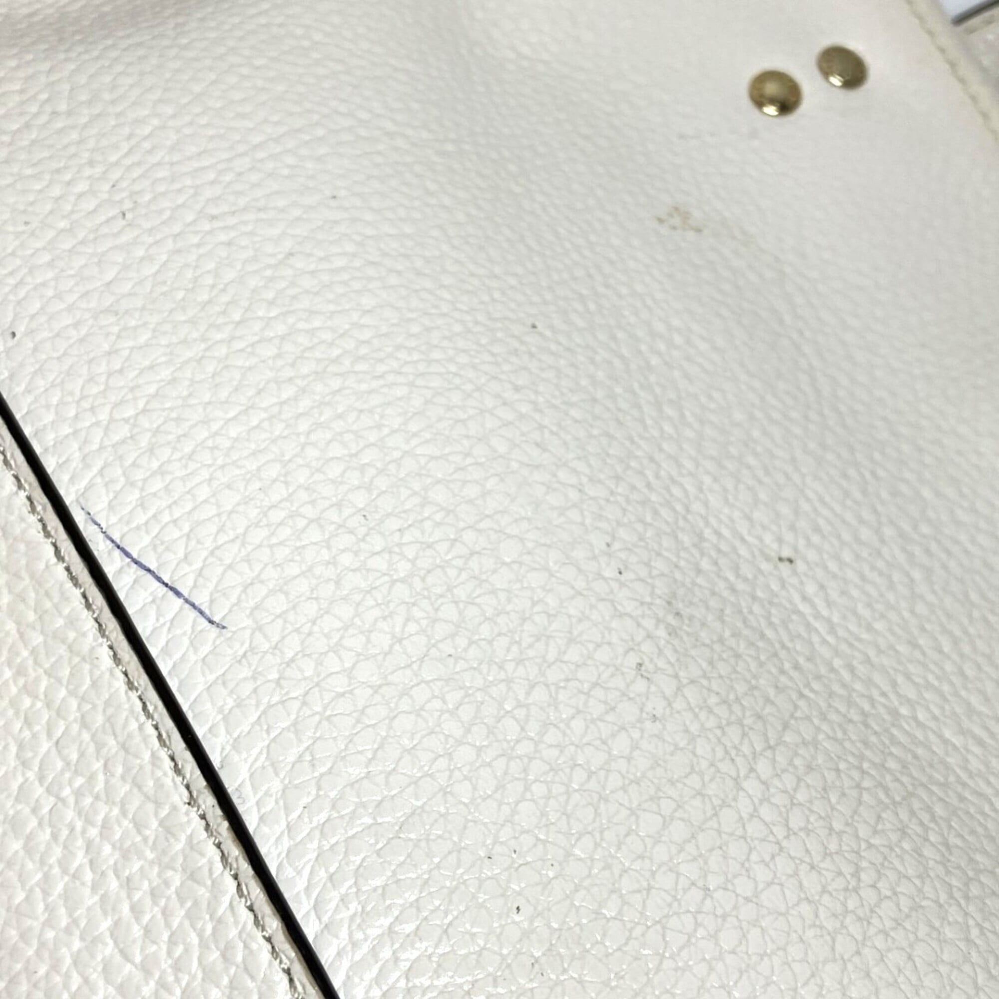 Coach White Leather Handbag (Pre-Owned)
