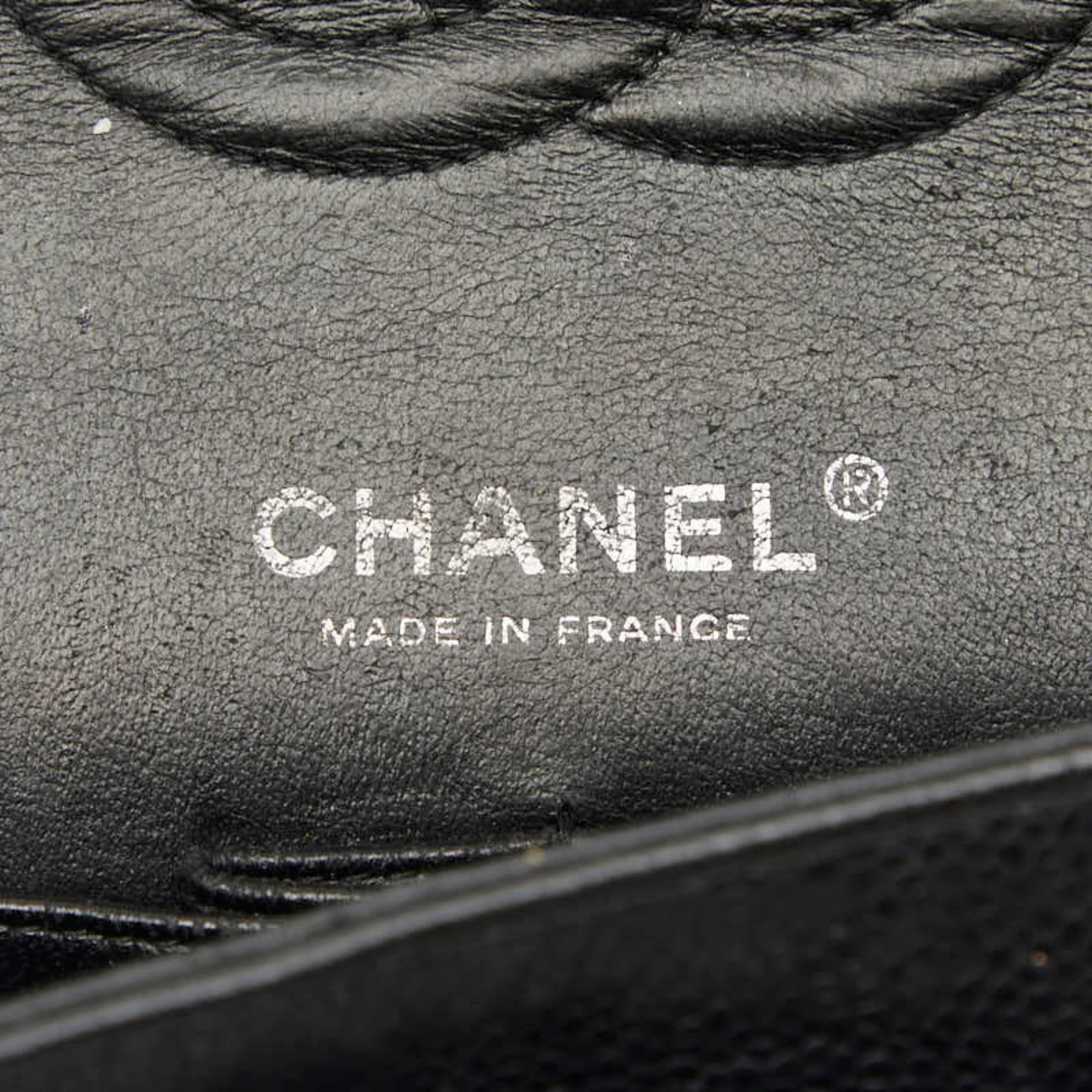 Chanel Black Grained Calfskin Shoulder Bag (Pre-Owned)