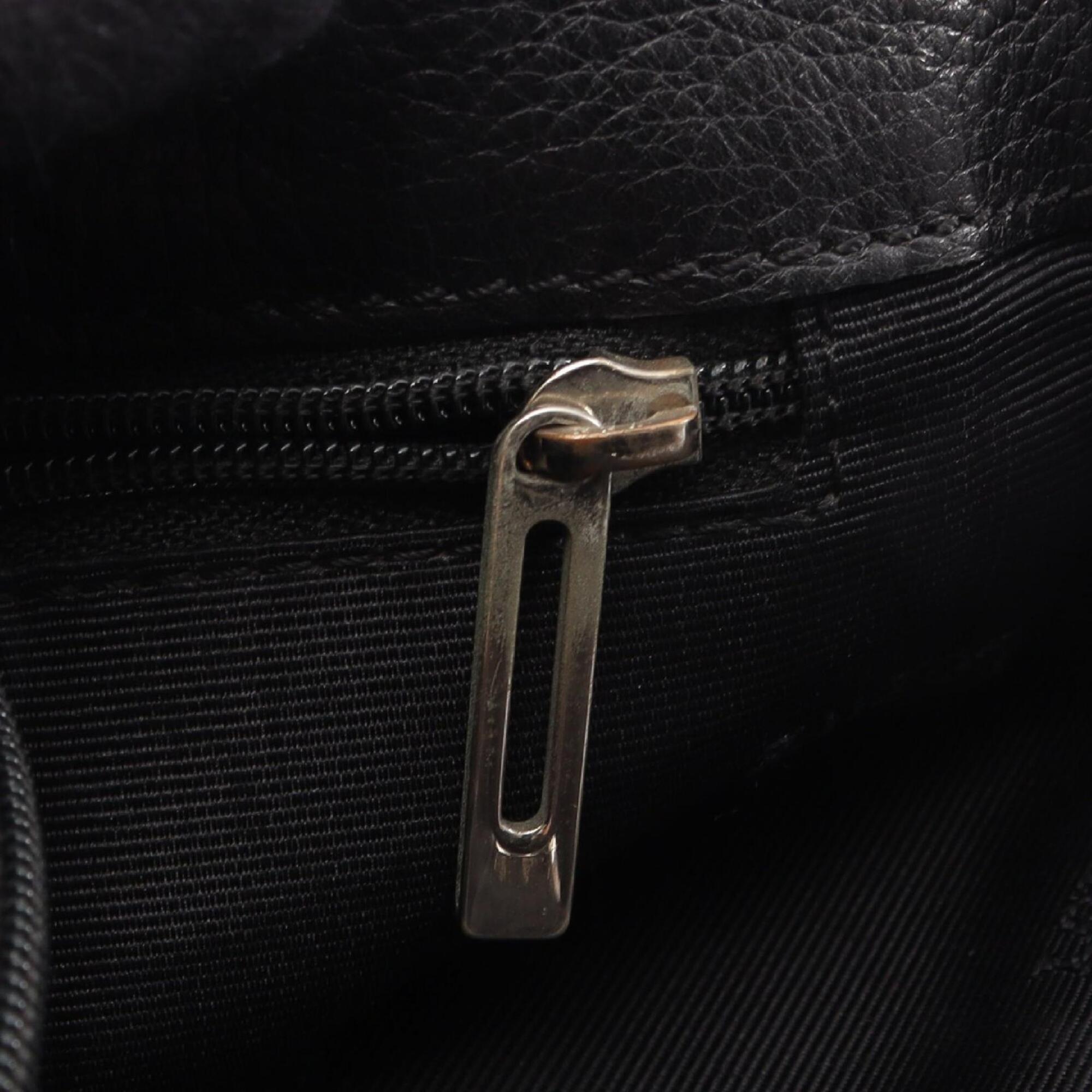 Loewe Black Leather Shoulder Bag (Pre-Owned)