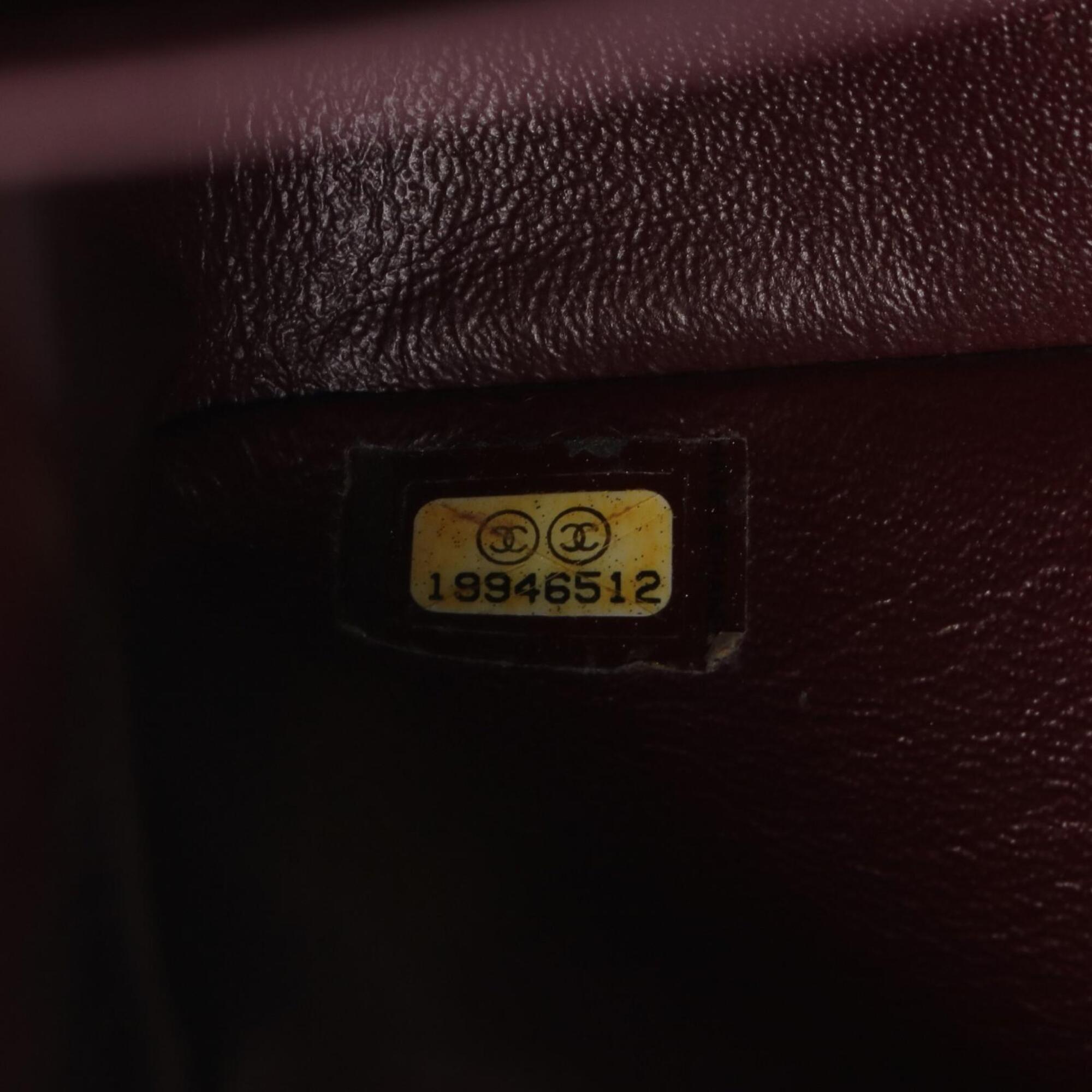 Chanel Black Grained Calfskin Handbag Shoulder Bag (Pre-Owned)
