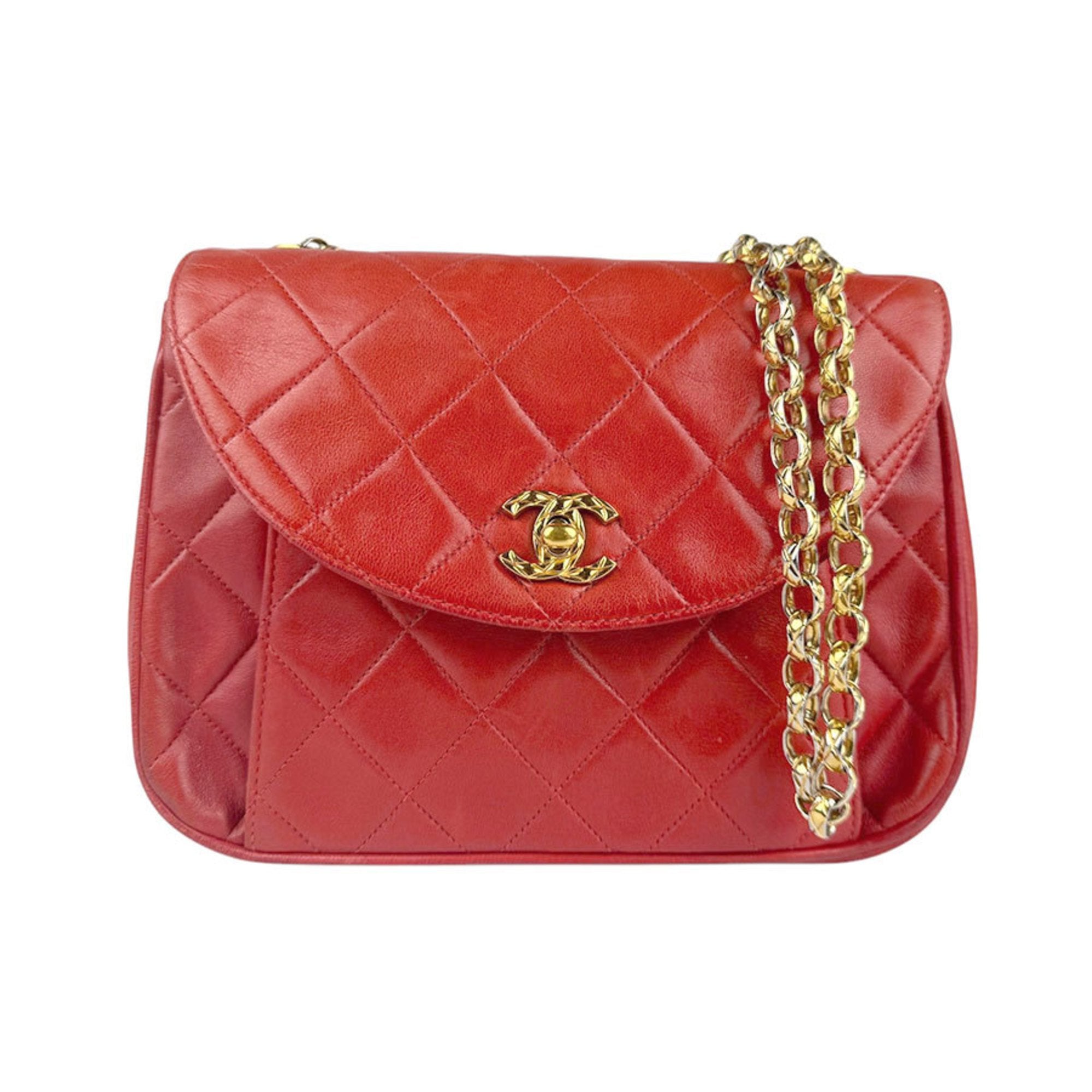 Chanel Red Color Leather Shoulder Bag (Pre-Owned)