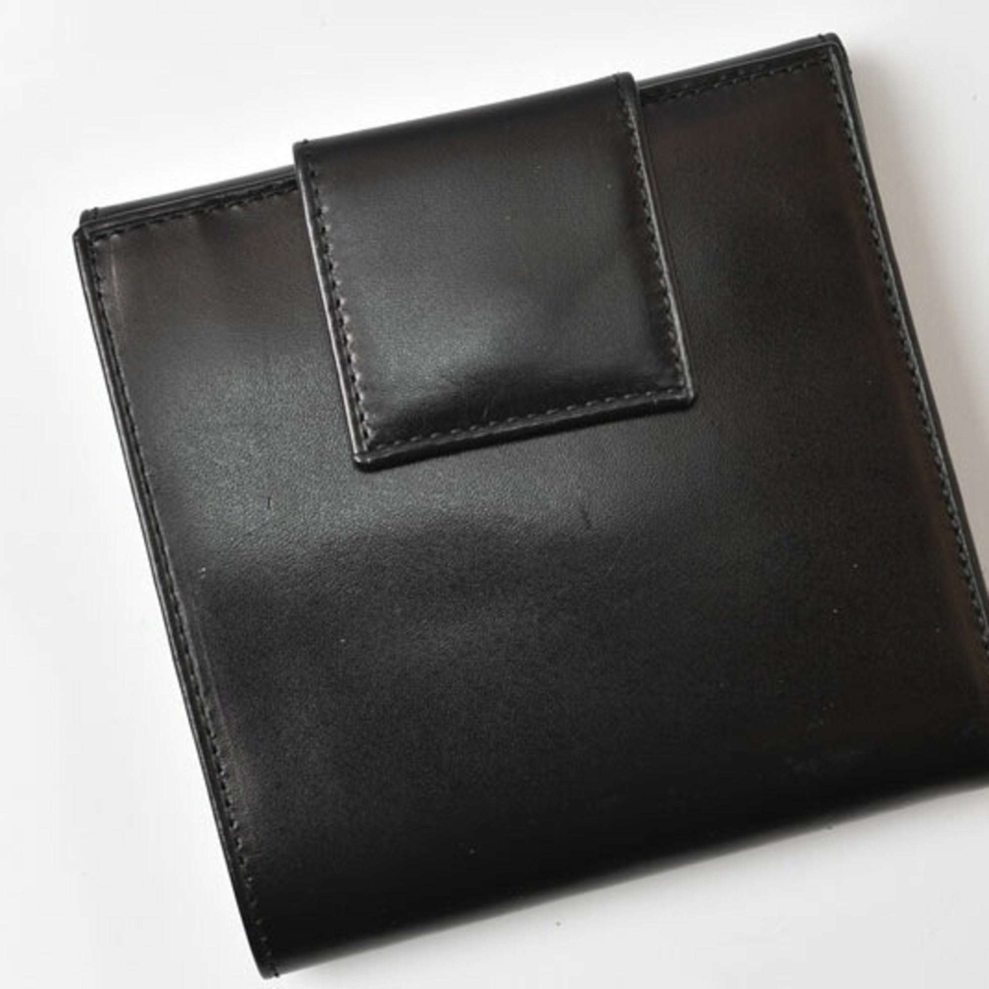 Prada Black Nero Leather Wallet (Tri-Fold) (Pre-Owned)