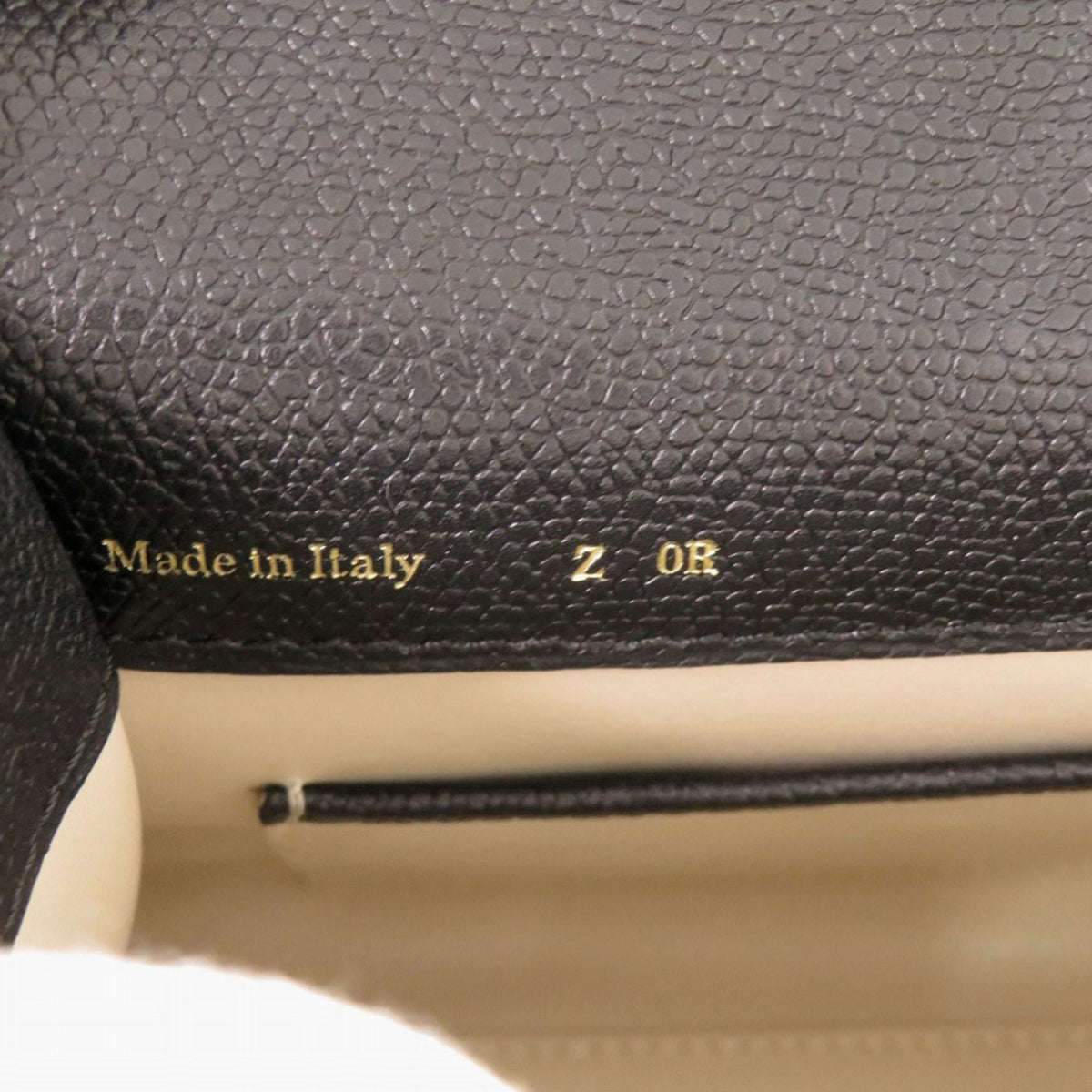 Valextra Black Leather Handbag (Pre-Owned)