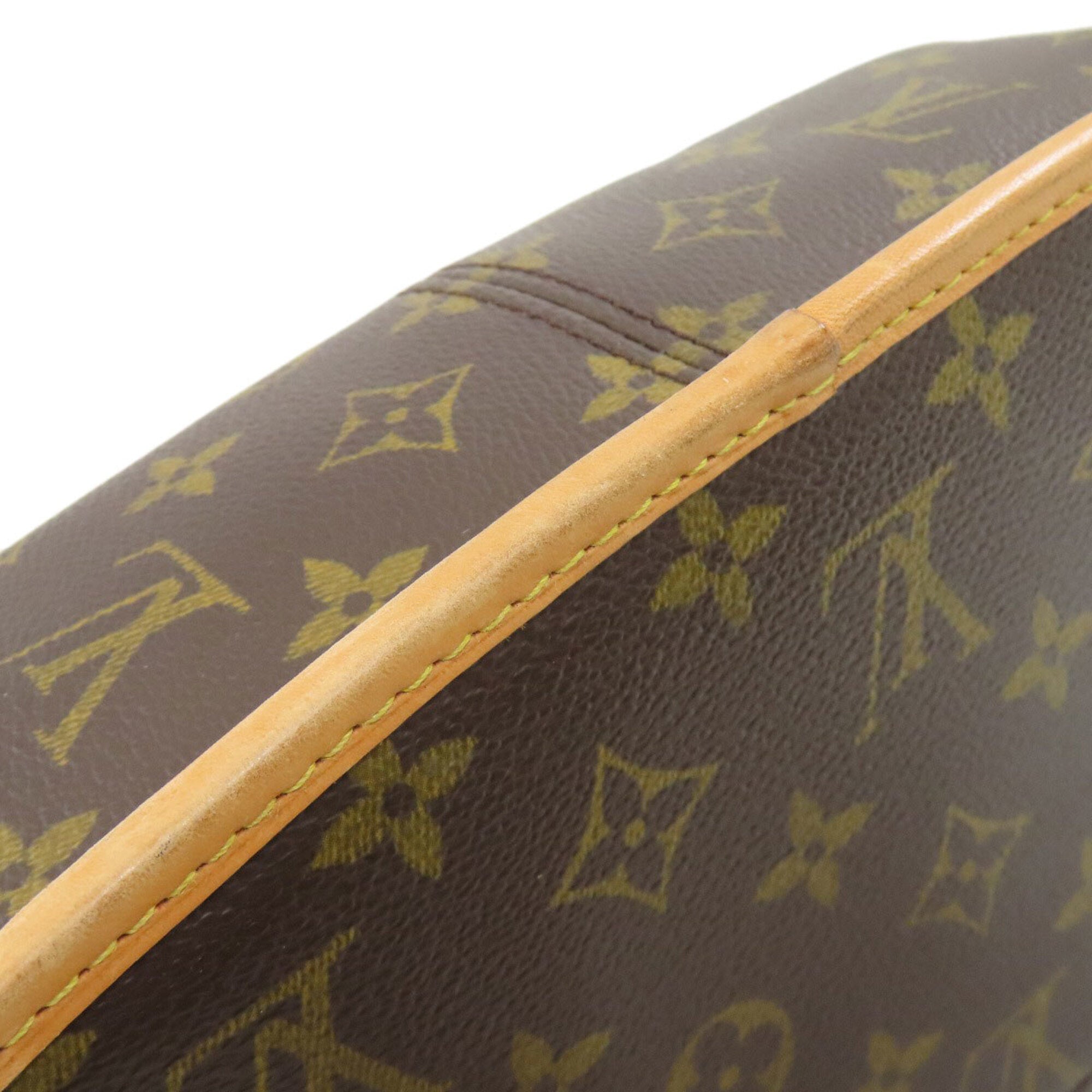 Louis Vuitton Monogram Monogram Canvas Shoulder Bag (Pre-Owned)