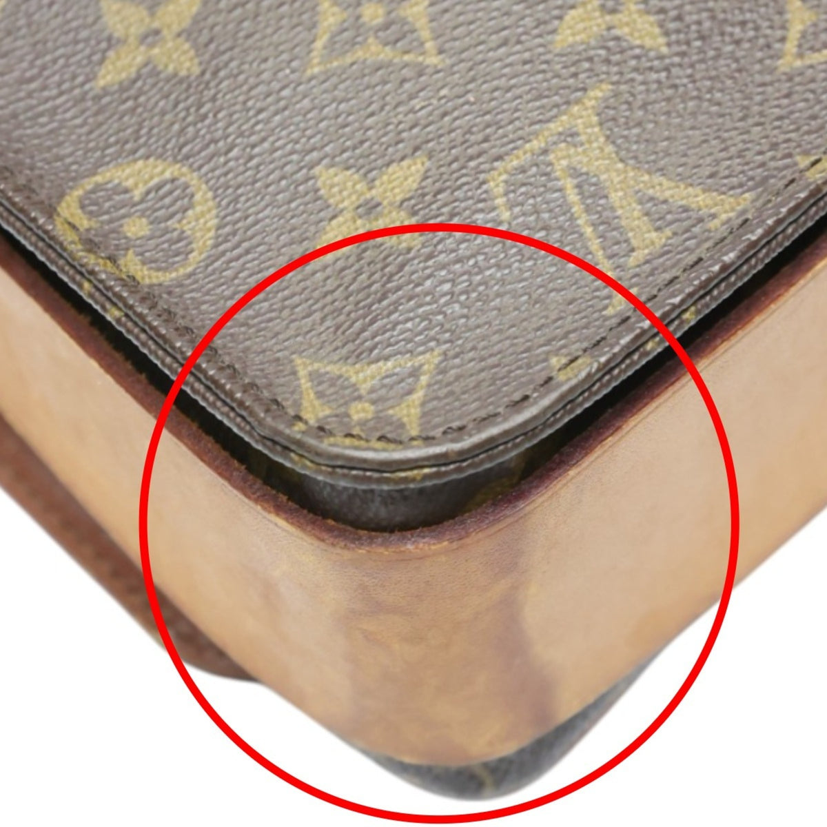 Louis Vuitton Brown Monogram Monogram Shoulder Bag (Pre-Owned)