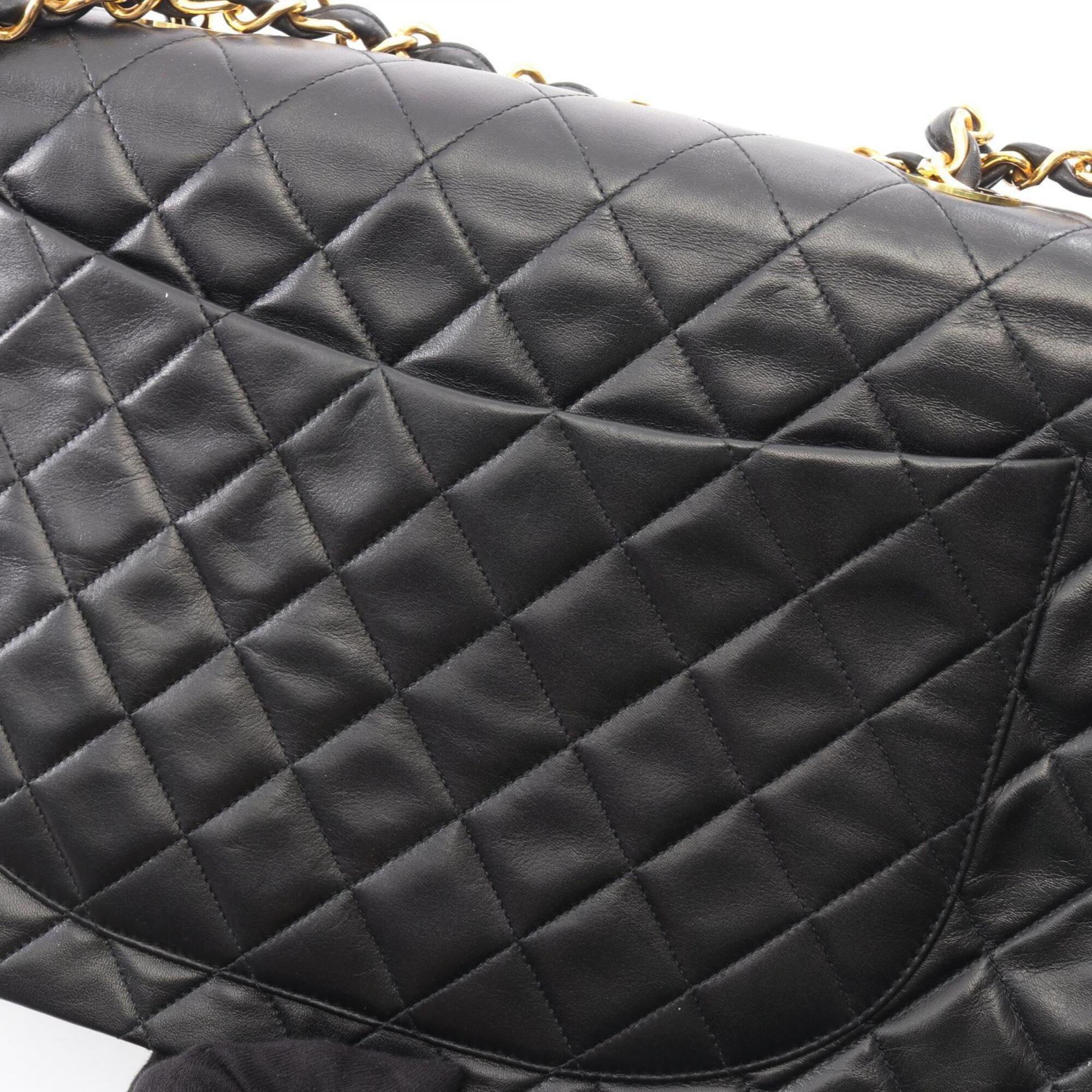 Chanel Black Leather Handbag Shoulder Bag (Pre-Owned)