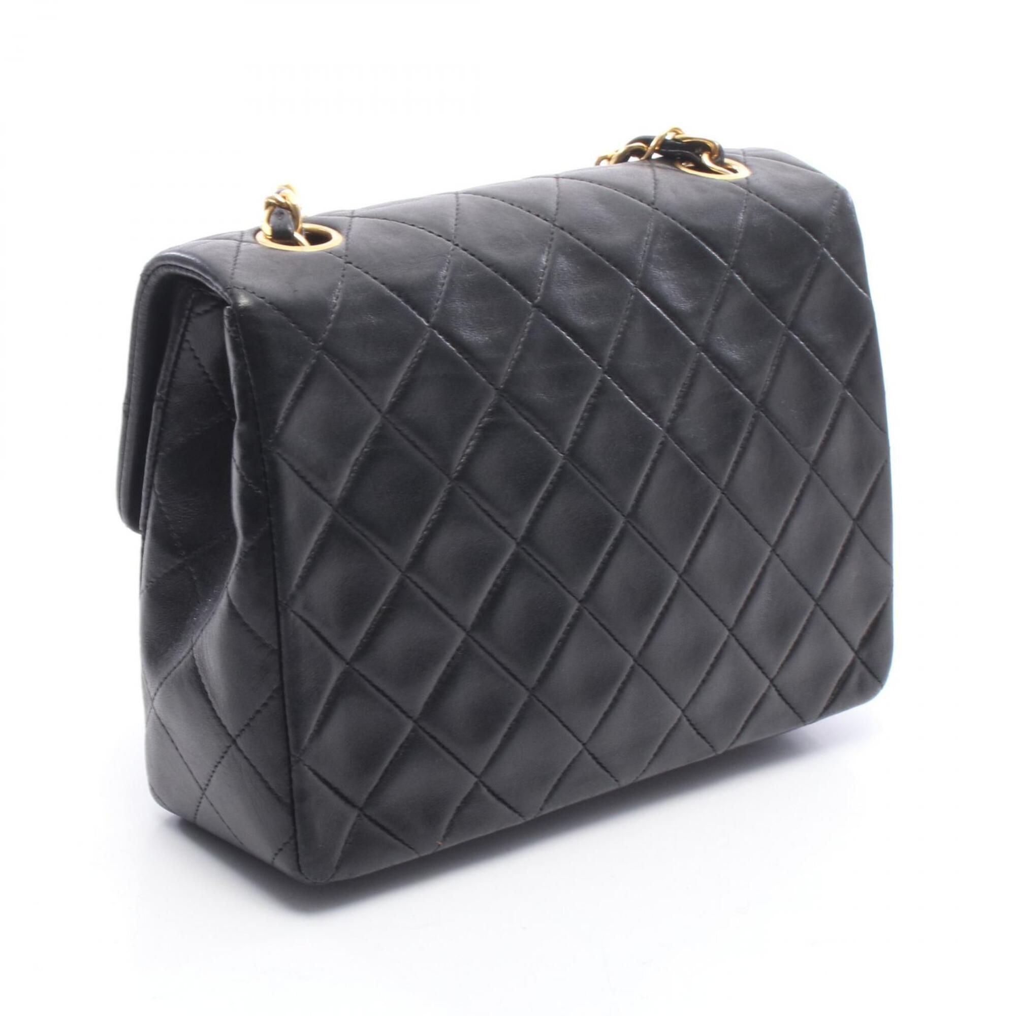 Chanel Black Leather Handbag Shoulder Bag (Pre-Owned)