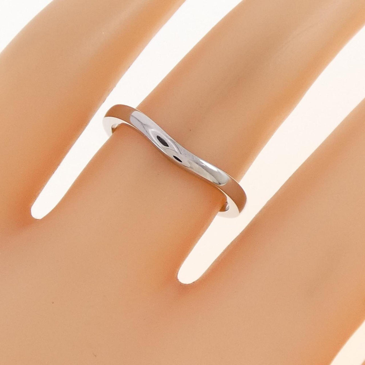 Cartier Platinum 950 Band Ring (Pre-Owned)