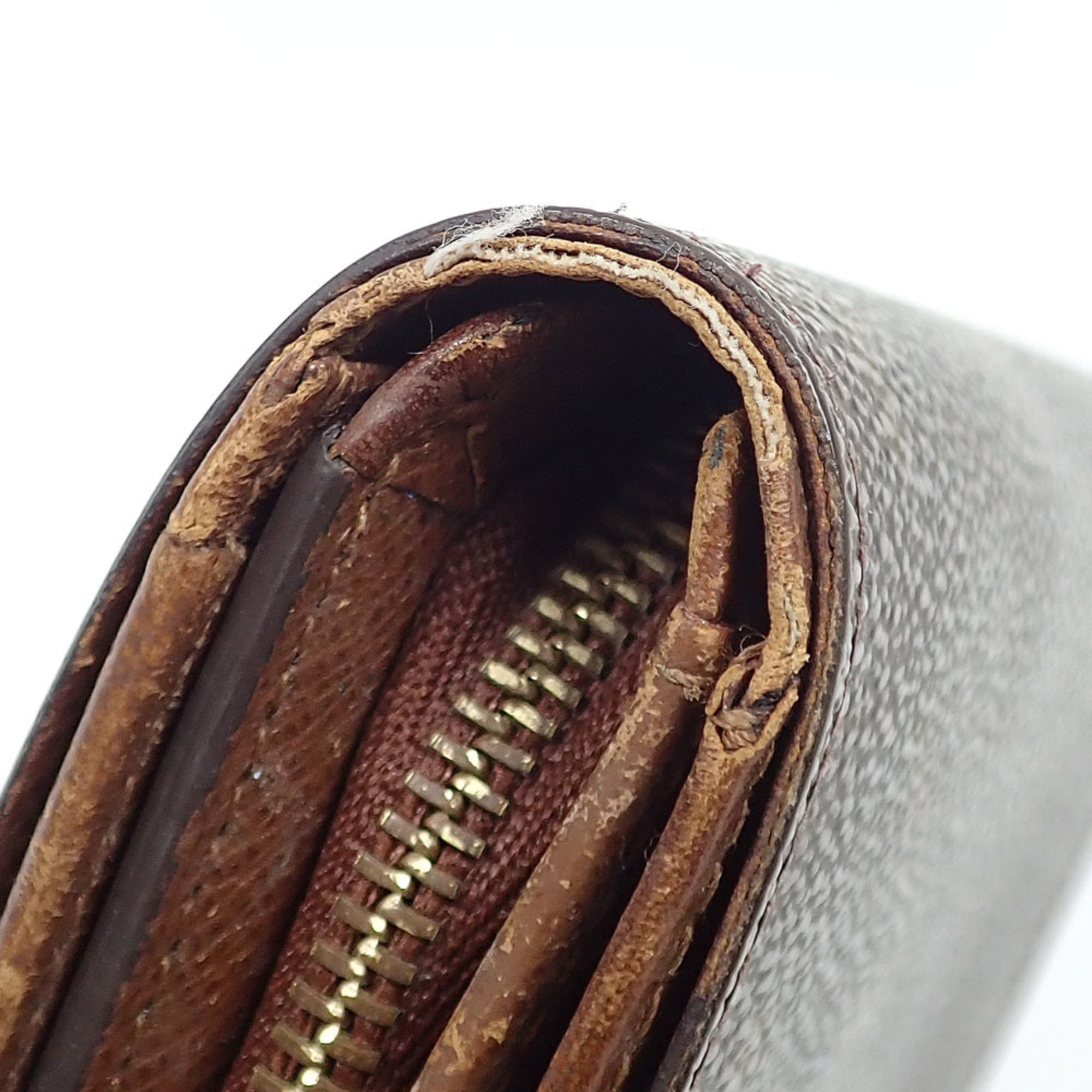 Louis Vuitton Monogram Monogram Monogram Wallet (Bi-Fold) (Pre-Owned)