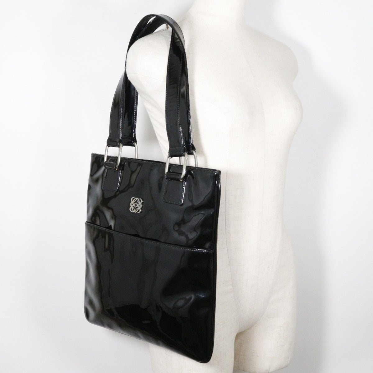 Loewe Shoulder Bag (Pre-Owned)