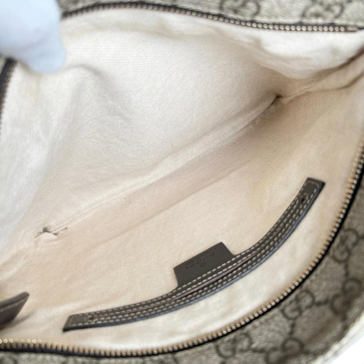 Gucci Brown Gg Supreme Canvas Crossbody Bag Messenger Bag (Pre-Owned)