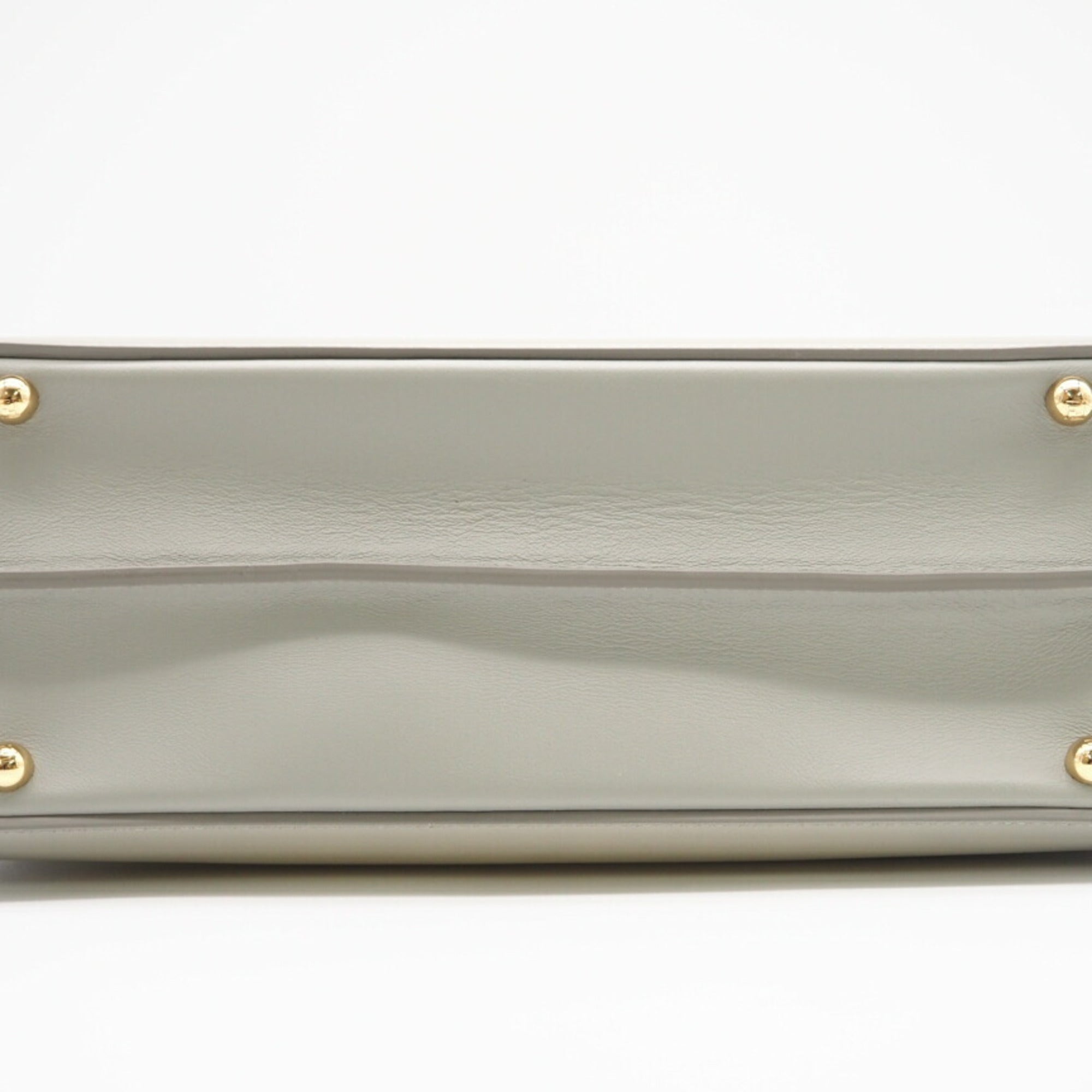 Fendi Cream Gray Leather Shoulder Bag (Pre-Owned)