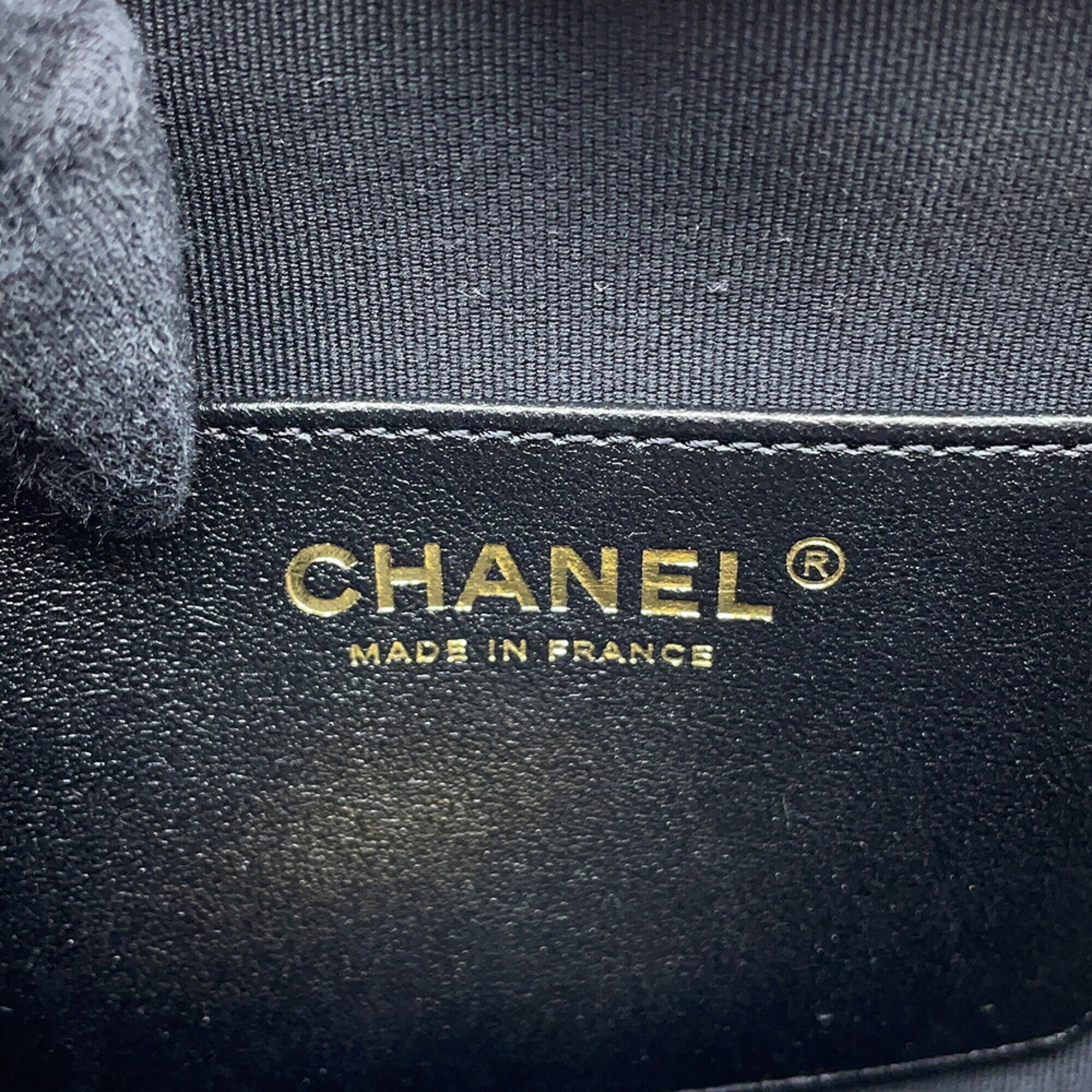Chanel Matelasse Black Leather Handbag Shoulder Bag (Pre-Owned)